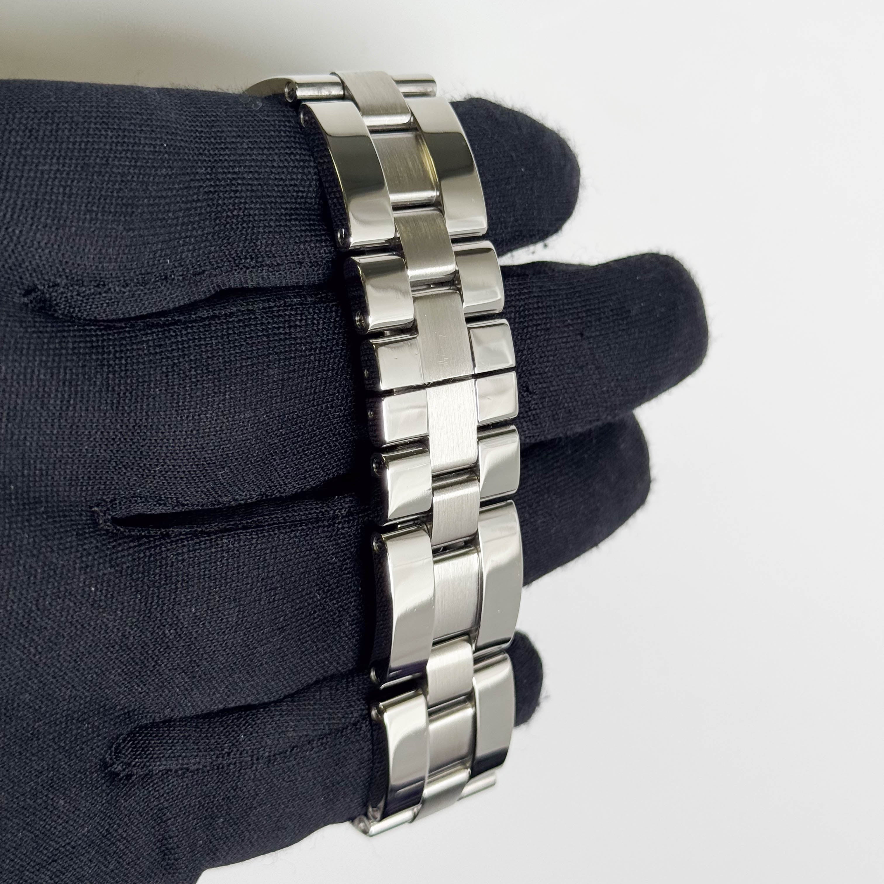 Cartier Roadster 48mm Silver Dial Watch Ref# W62019X6 - Happy Jewelers Fine Jewelry Lifetime Warranty