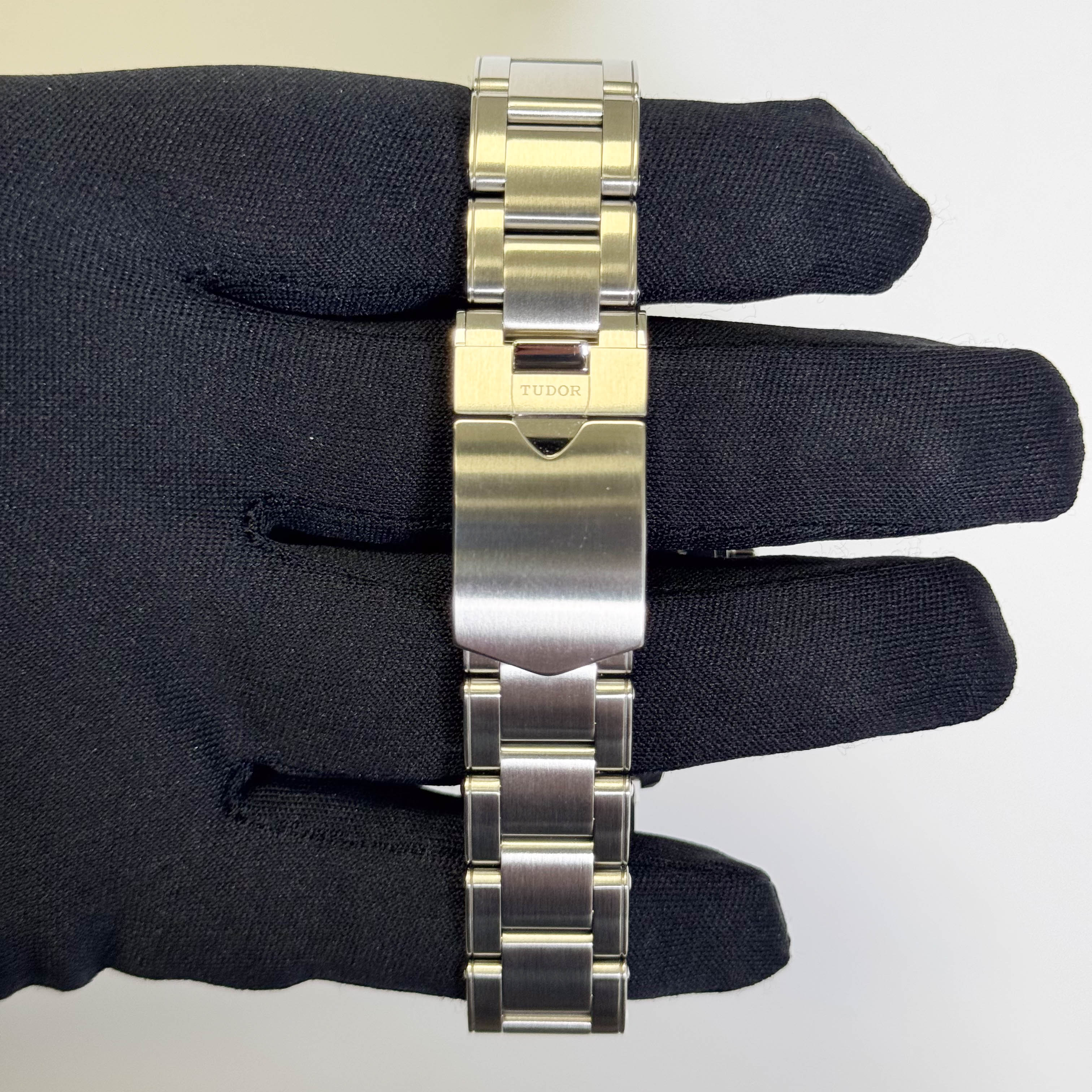 Tudor Black Bay 39mm Black Dial Watch Ref# 79030N - Happy Jewelers Fine Jewelry Lifetime Warranty
