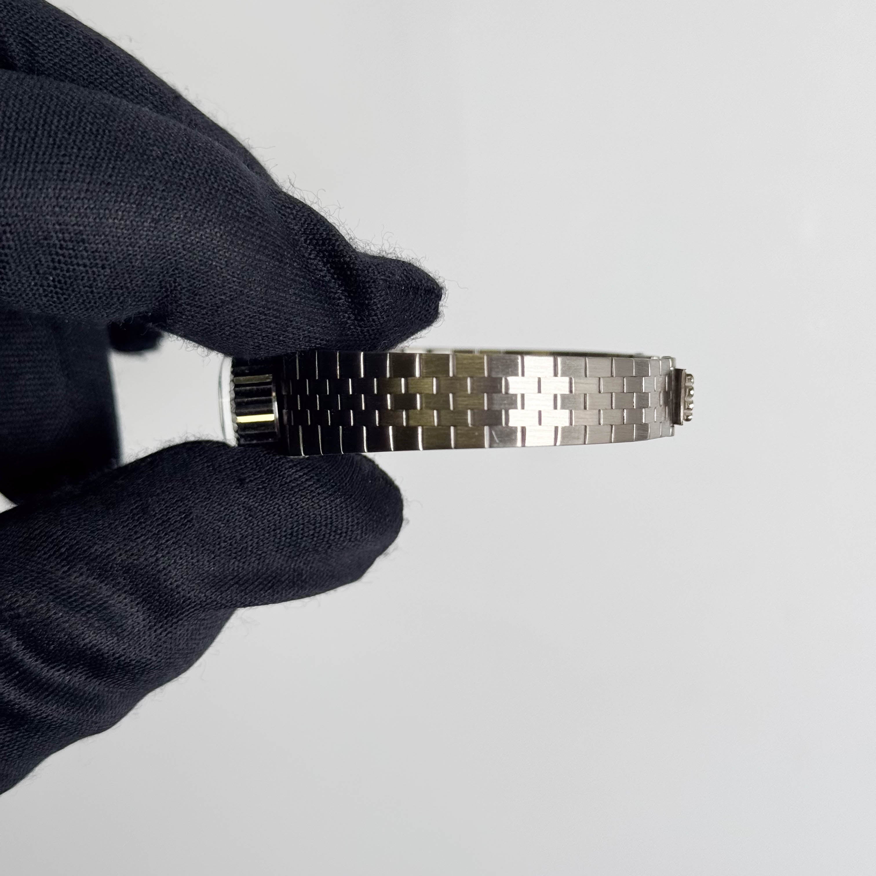 Rolex Chameleon Precision 15mm Silver Dial Watch - Happy Jewelers Fine Jewelry Lifetime Warranty