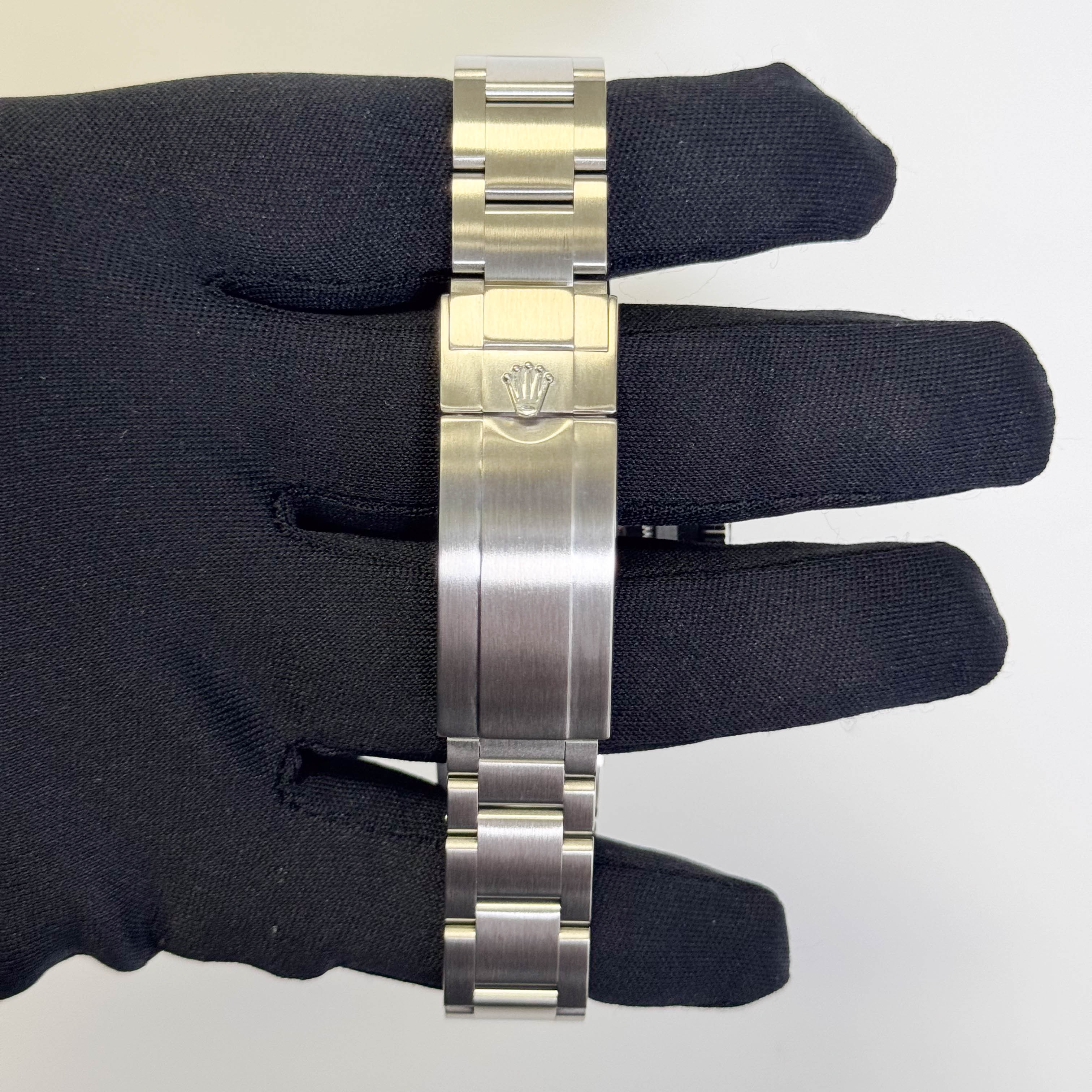Rolex Submariner 41mm Black Dial Watch Ref# 116610LN - Happy Jewelers Fine Jewelry Lifetime Warranty