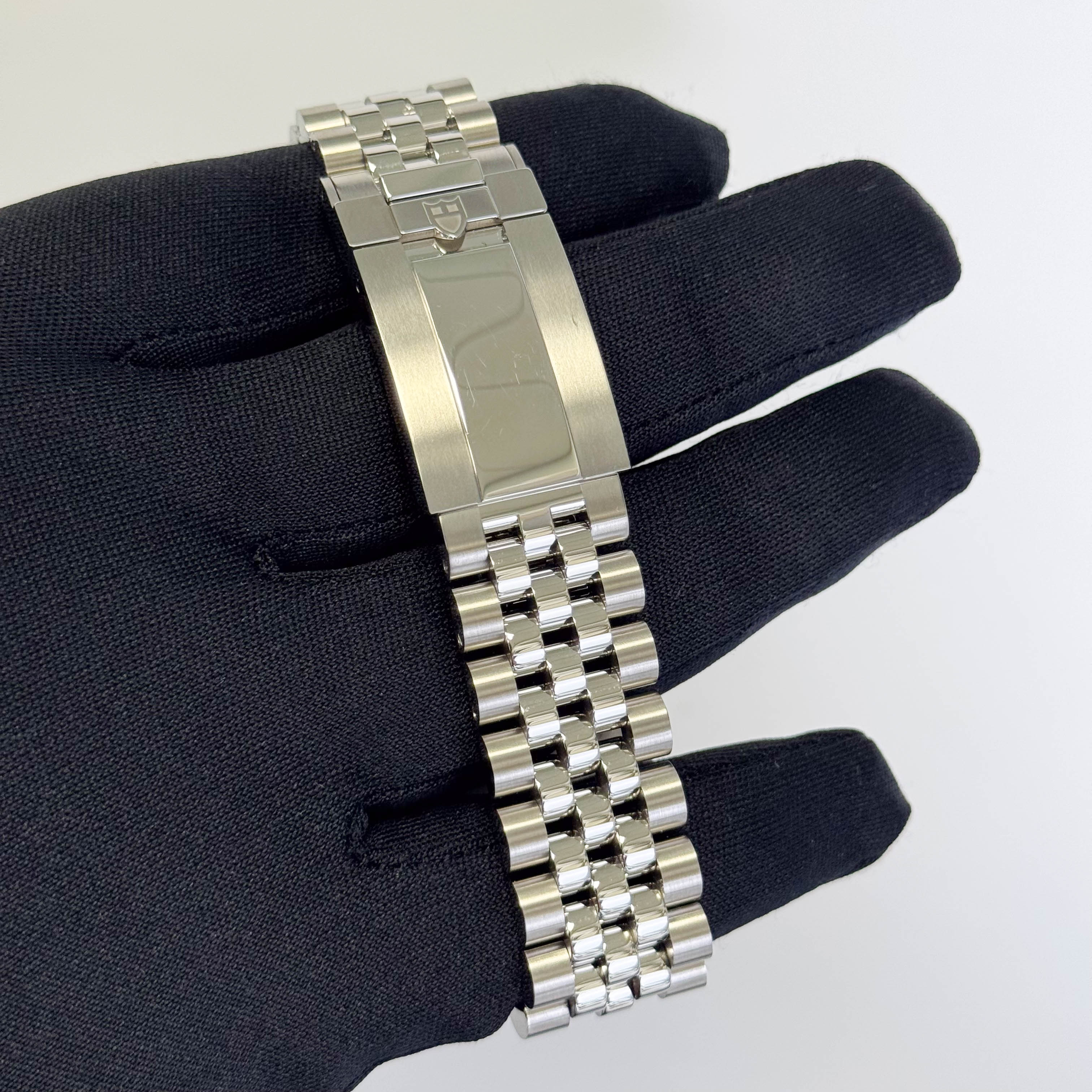 Tudor Black Bay 39mm Anthracite Dial Watch Ref# 79660-0001 - Happy Jewelers Fine Jewelry Lifetime Warranty