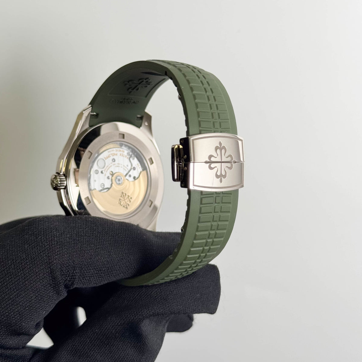 Patek Philippe Aquanaut 42mm Green Dial Watch Ref# 5168G-010