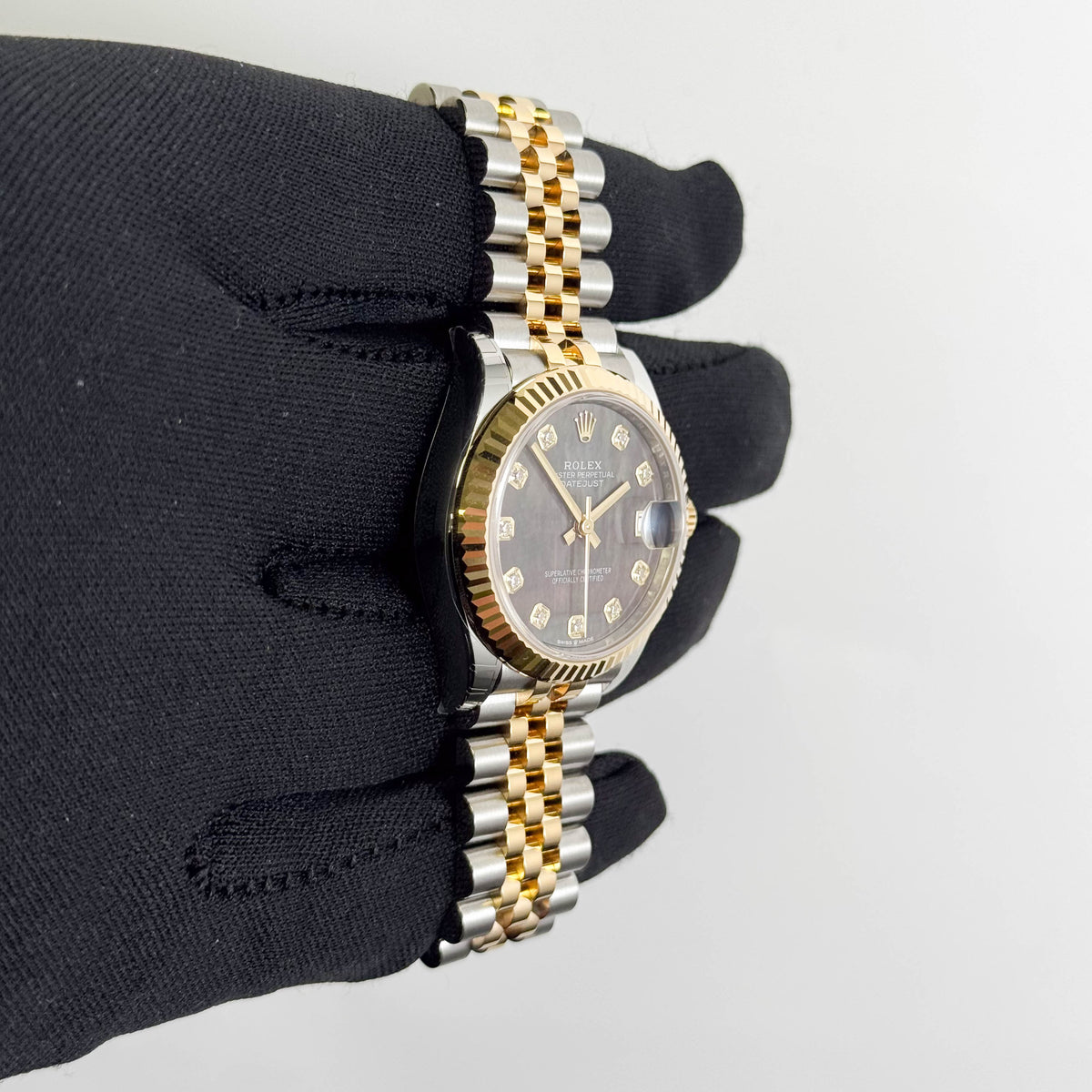 Rolex Datejust 31mm MOP Dial Watch Ref# 278273