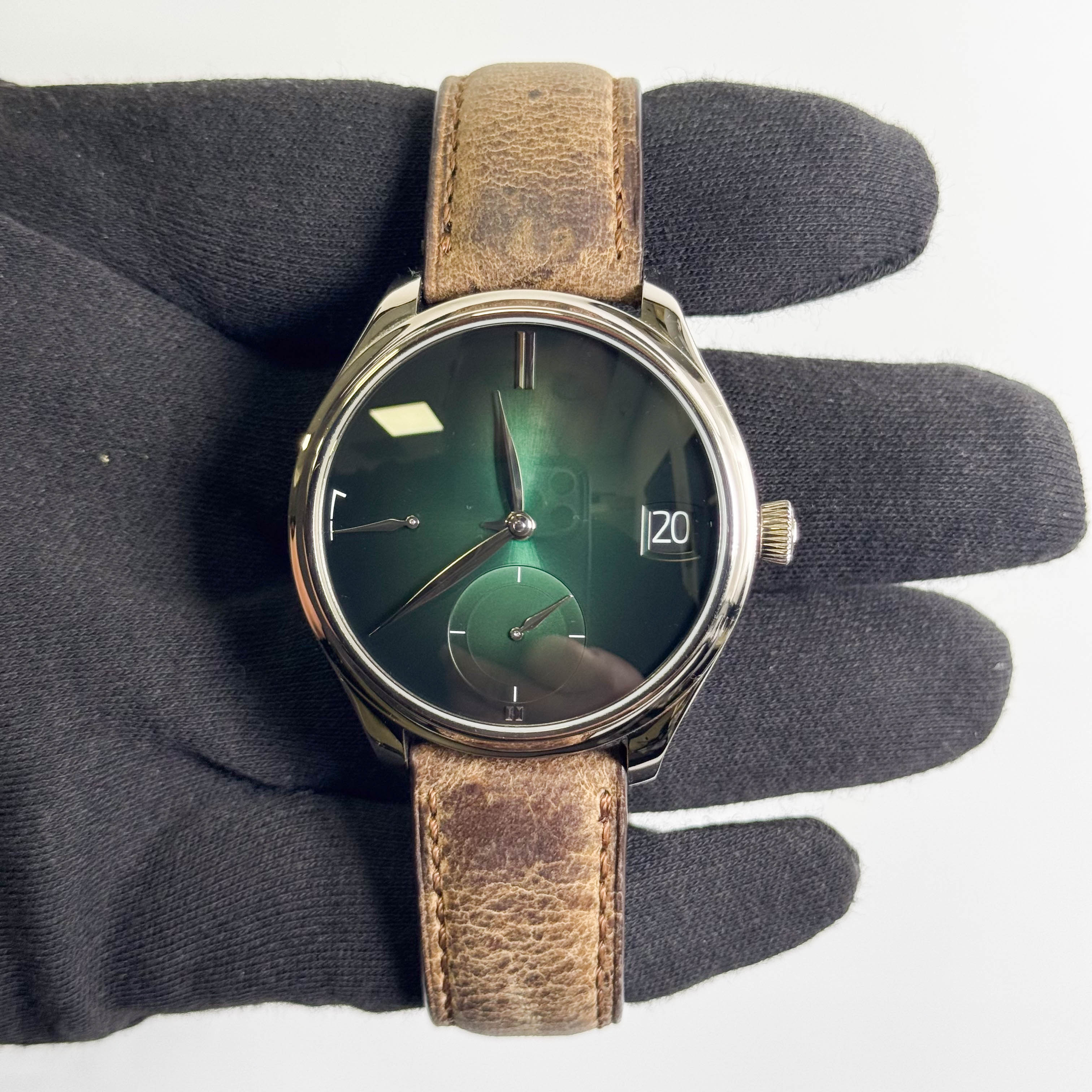 H. Moser & Cie Endeavour Perpetual Calendar Purity 42mm Green Dial Watch Ref# 1800-0202