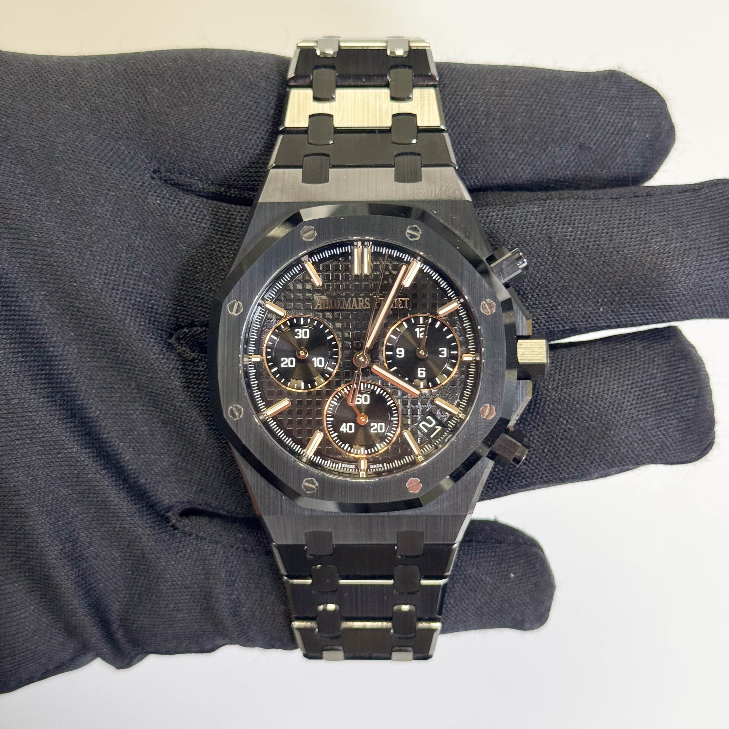 Audemars Piguet Royal Oak 41mm Black Dial Watch Ref# 26240CE.OO.1225CE.01 - Happy Jewelers Fine Jewelry Lifetime Warranty
