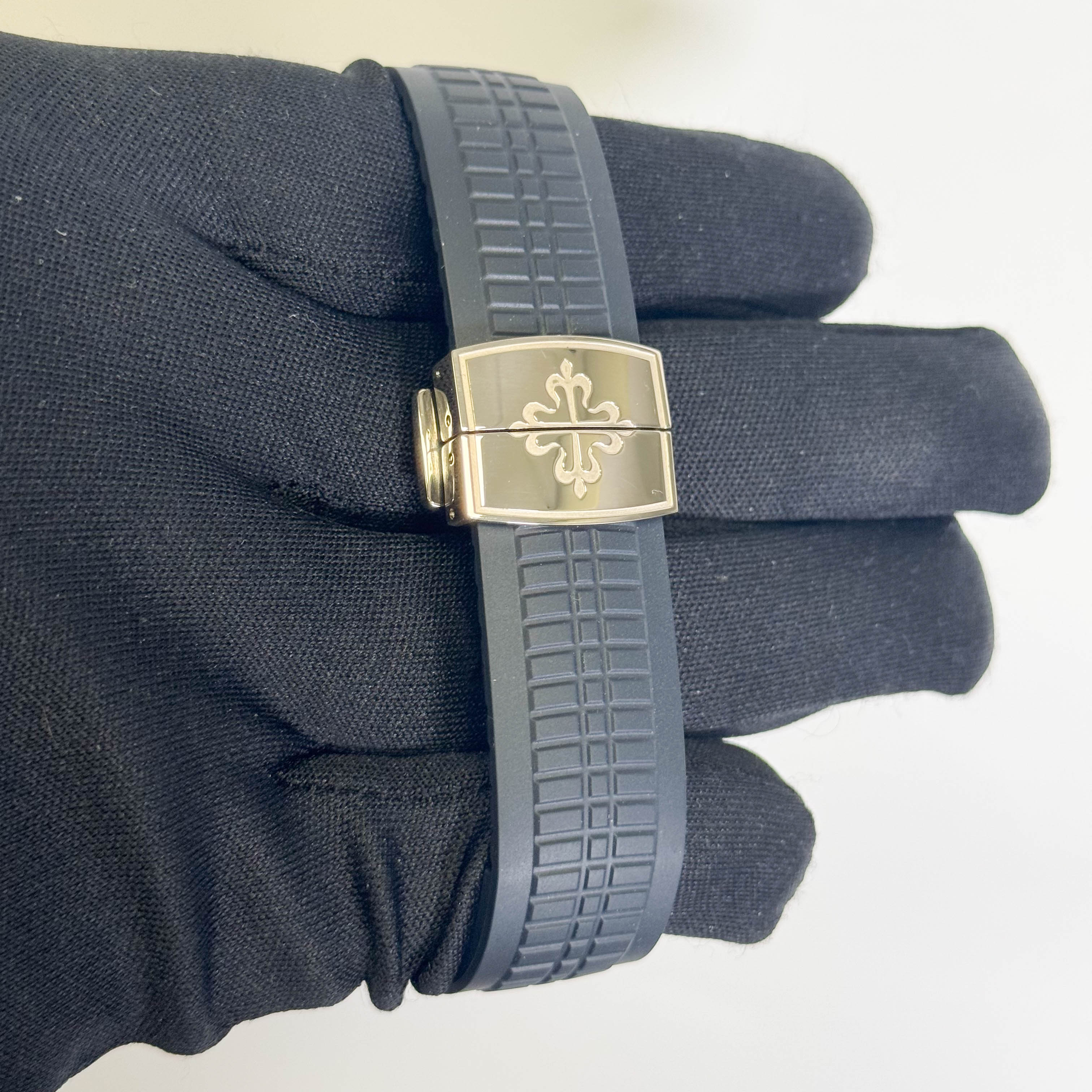 Patek Philippe Aquanaut 42mm Blue Dial Watch Ref# 5168G-001 - Happy Jewelers Fine Jewelry Lifetime Warranty