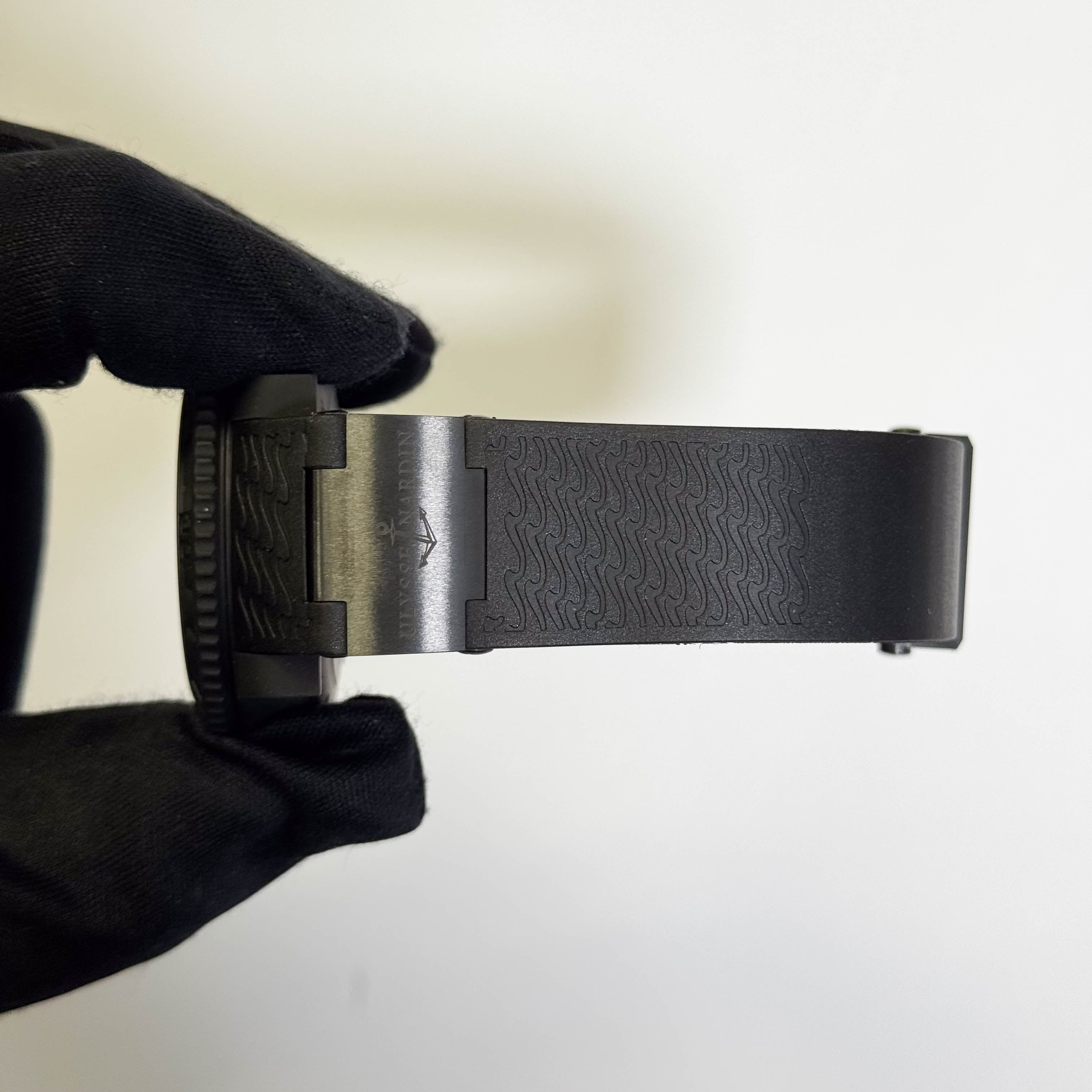 Ulysse Nardin Diver Black Sea 46mm Black Wave Dial Watch Ref# 263-92-3C/924 - Happy Jewelers Fine Jewelry Lifetime Warranty