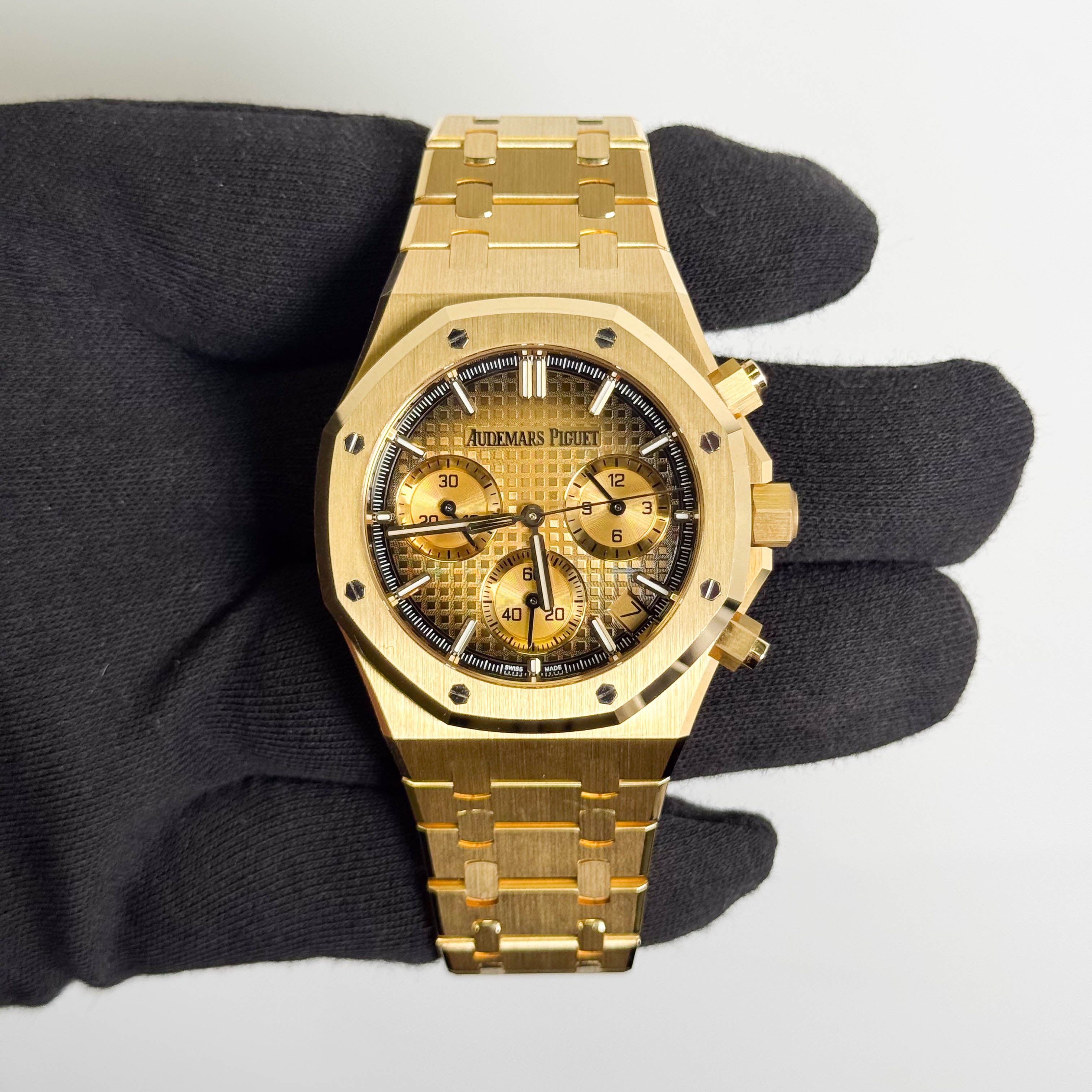 Audemars Piguet Royal Oak 41mm Yellow Gold Ombre Dial Watch Ref# 26240BA.OO.1320BA.02