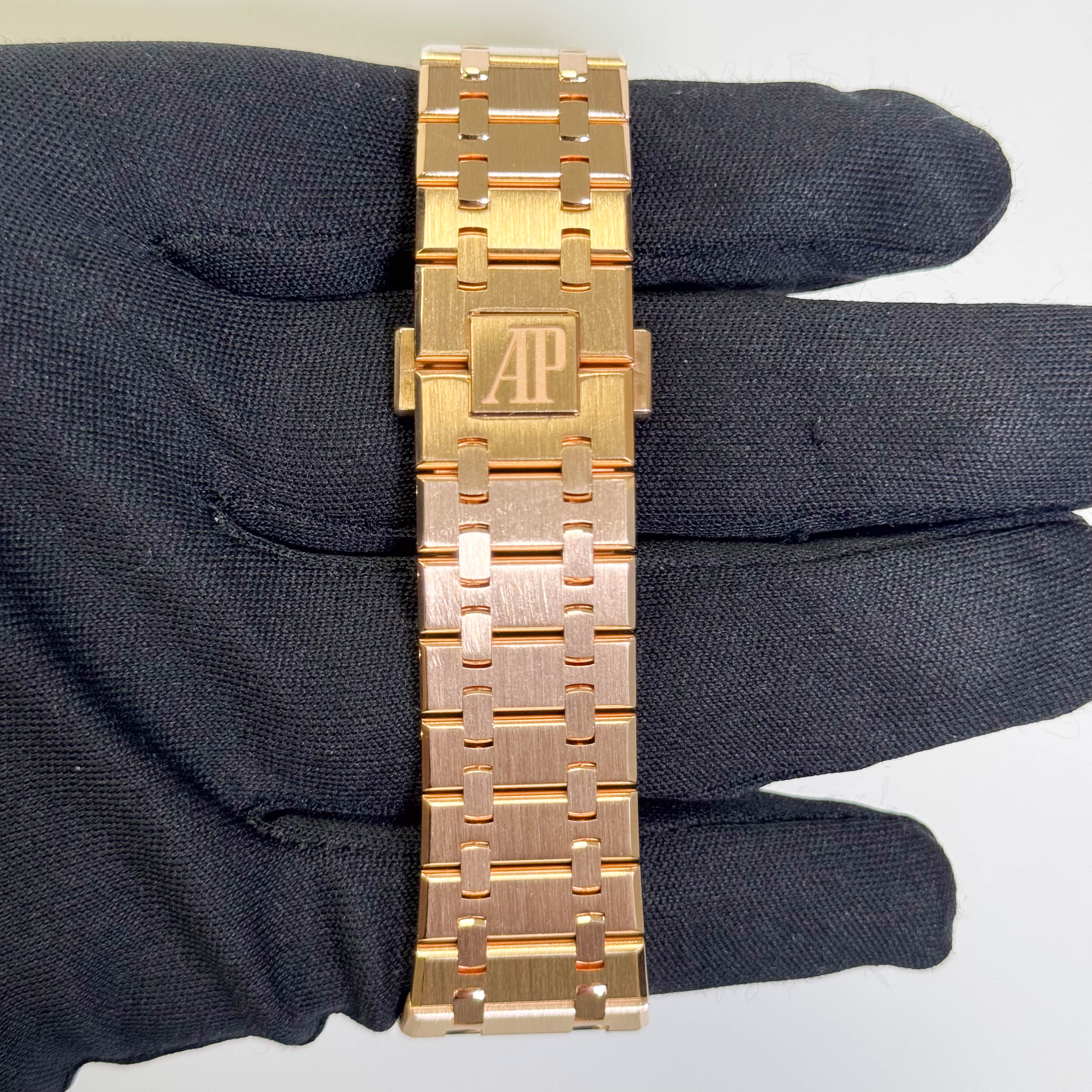 Audemars Piguet Royal Oak Offshore 41mm Silver Dial Watch Ref# 26240OR.OO.1320OR.07