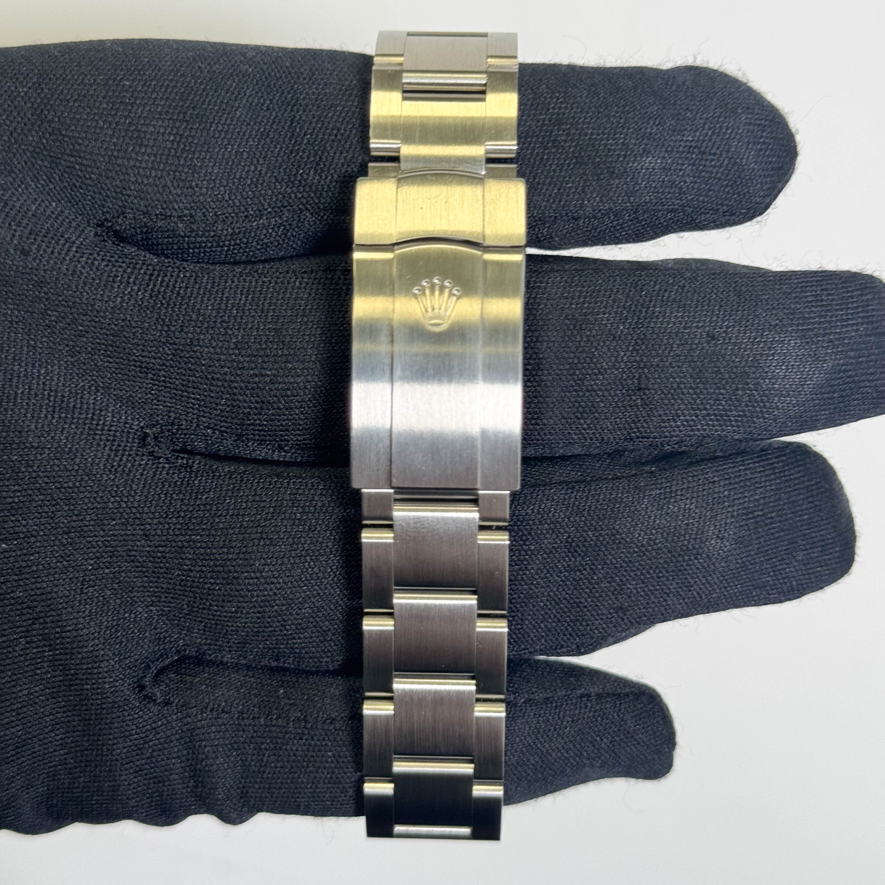 Rolex Oyster Perpetual 36mm Turqouaise` Dial Watch Ref# 126000 - Happy Jewelers Fine Jewelry Lifetime Warranty