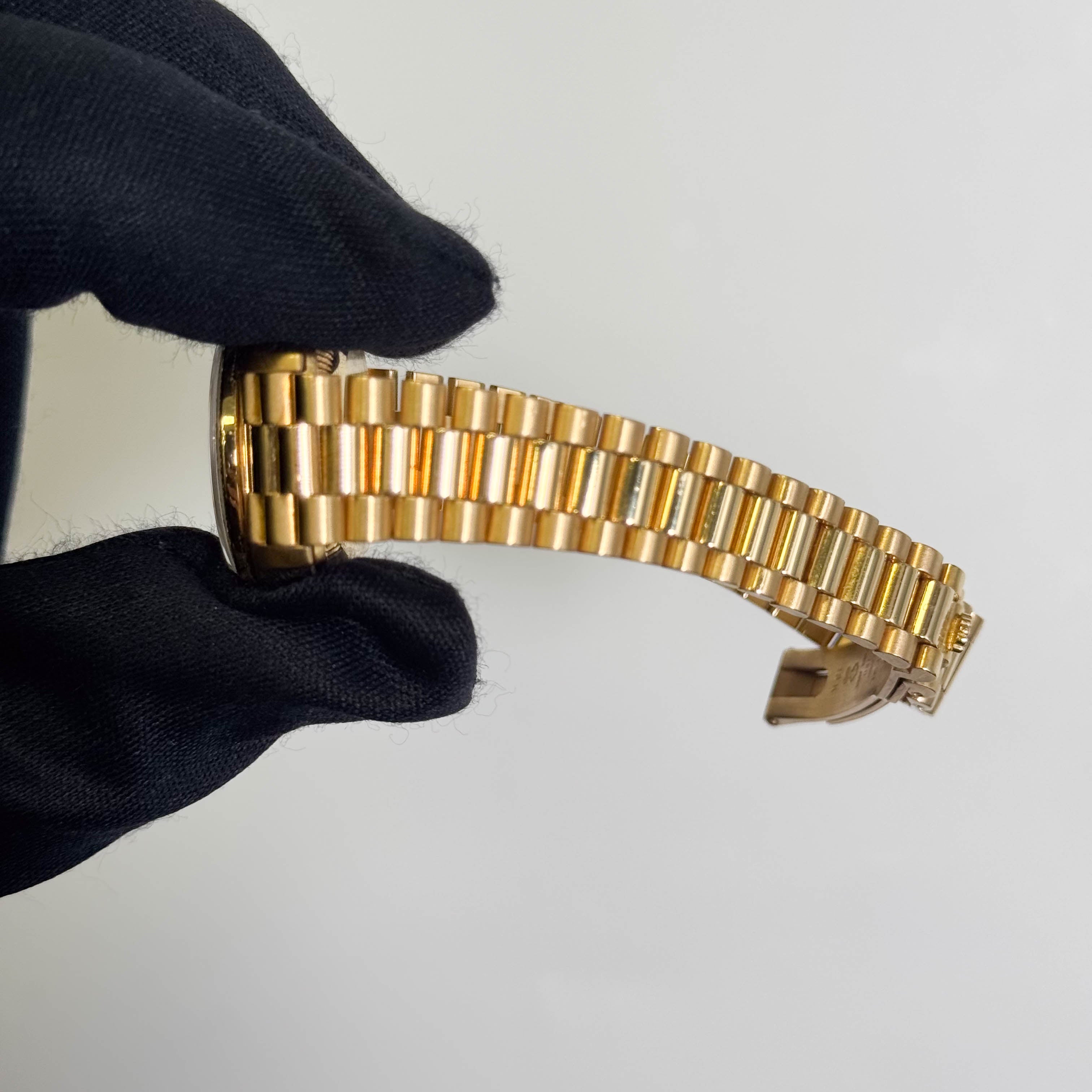 Rolex Datejust 26mm Factory Champagne Diamond Dial Watch Ref# 69138 - Happy Jewelers Fine Jewelry Lifetime Warranty