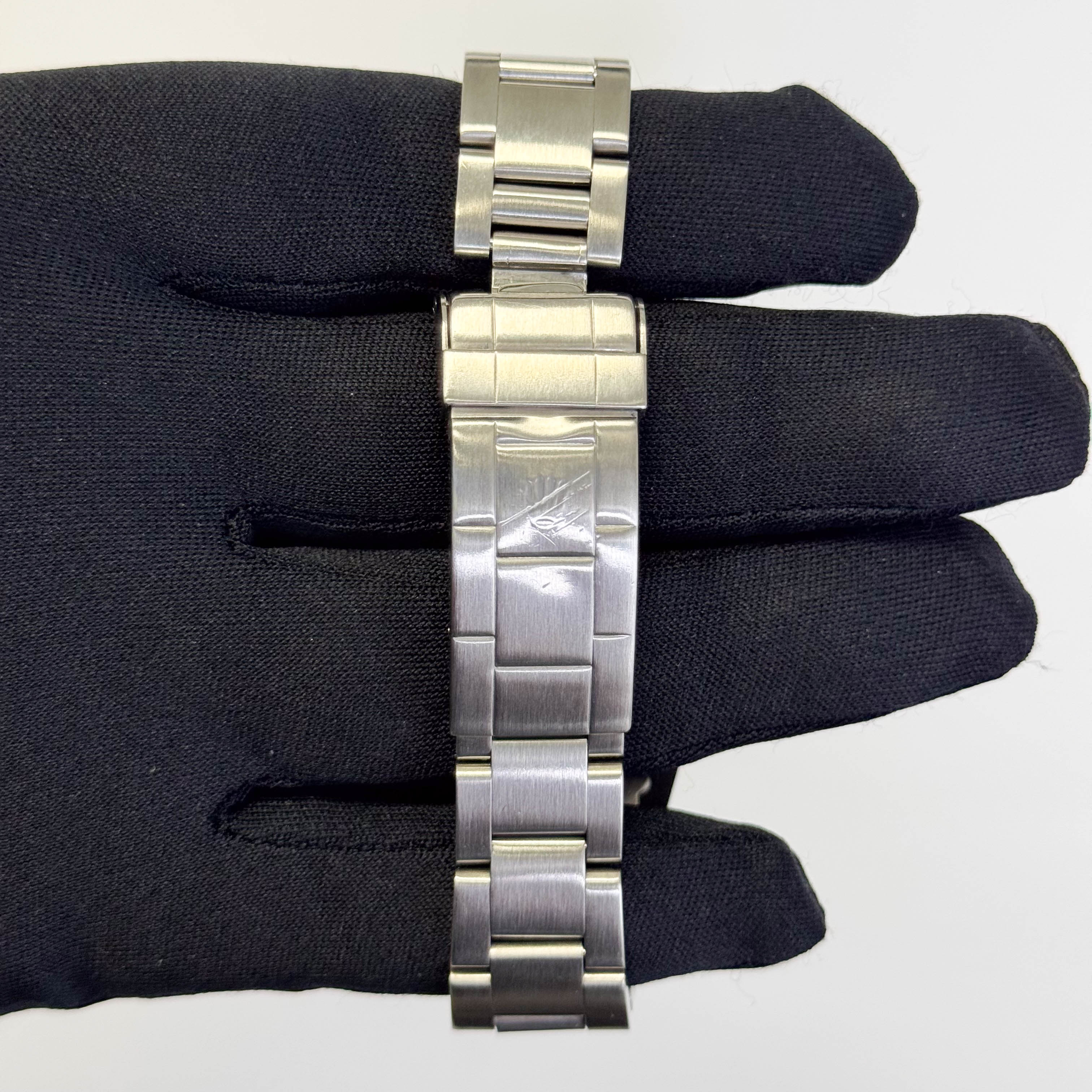 Rolex Explorer II 40mm White Dial Watch Ref# 16570 - Happy Jewelers Fine Jewelry Lifetime Warranty