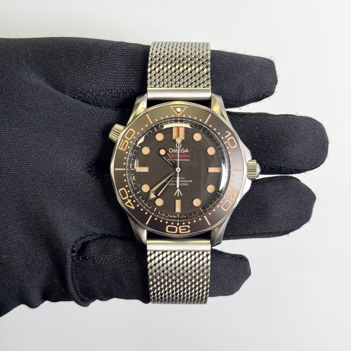 Omega Seamaster Diver 007 Edition 42mm Brown Dial Watch Ref# 210.90.42.20.01.001
