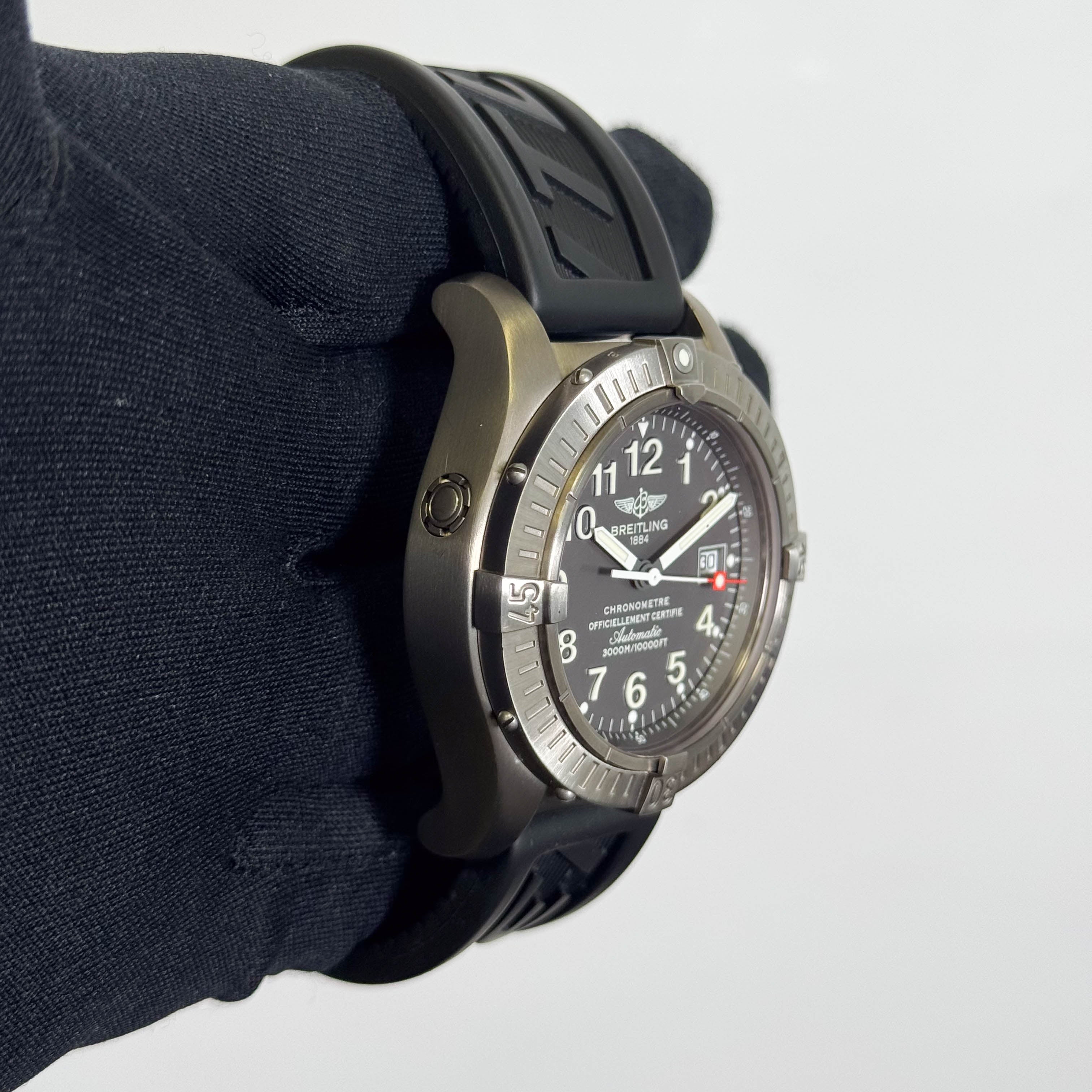 Breitling Avenger Seawolf Titanium 44mm Grey Dial Watch Ref# E17370 - Happy Jewelers Fine Jewelry Lifetime Warranty
