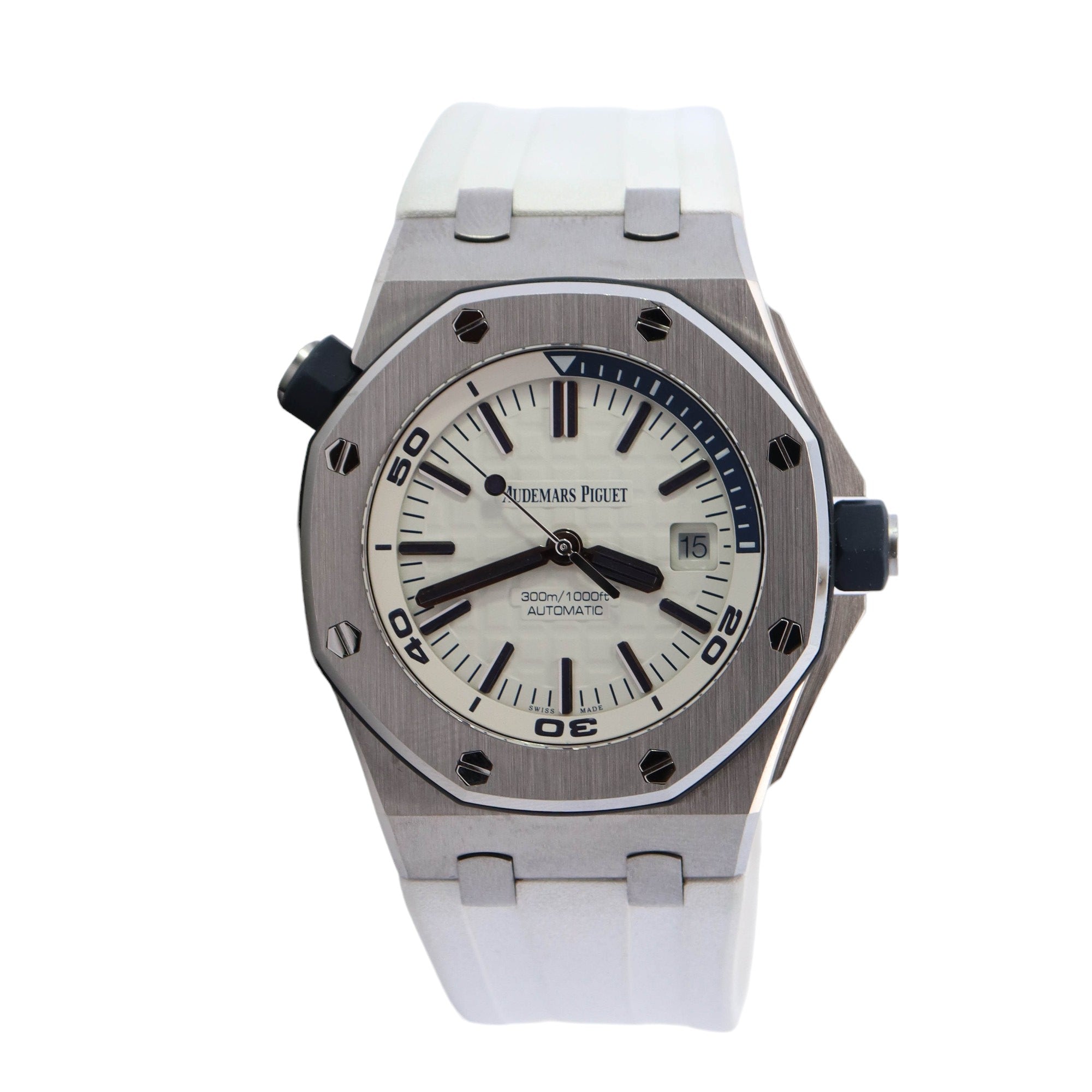 AP Offshore Diver 42mm White Dial Ref# 15710ST.00.A010CA.01 - Happy Jewelers Fine Jewelry Lifetime Warranty