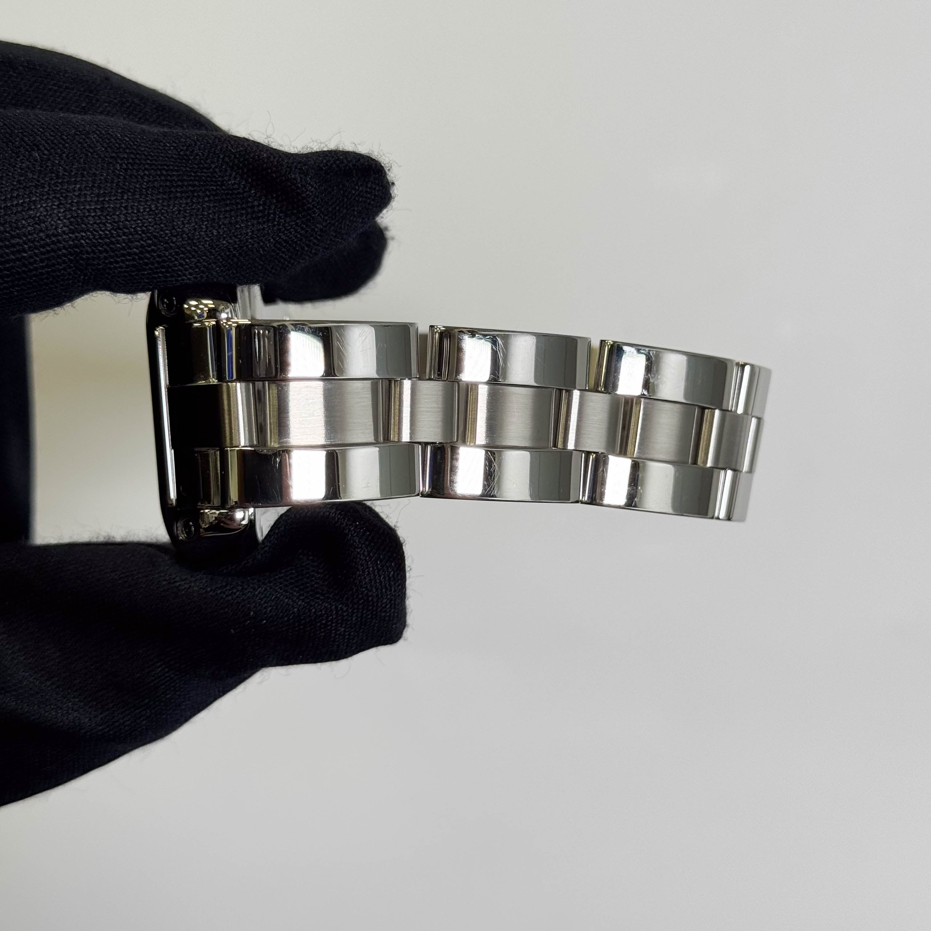 Cartier Roadster 35mm Silver Dial Watch Ref# W62025V3