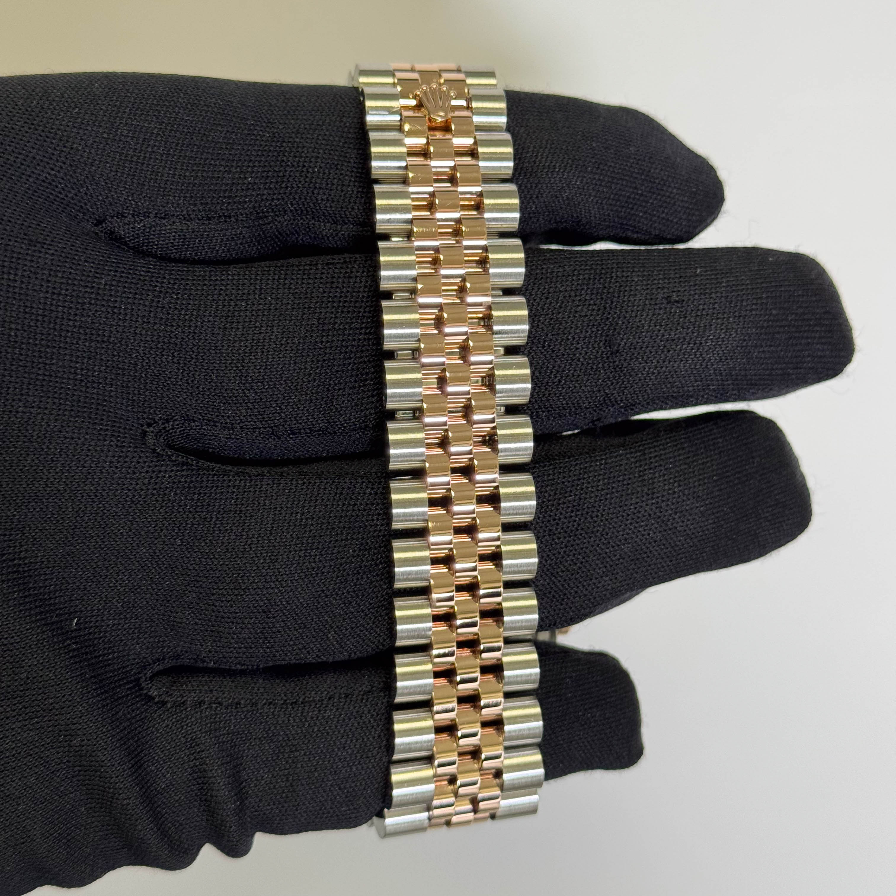 Rolex Datejust 36mm MOP Dial Watch Ref# 116231