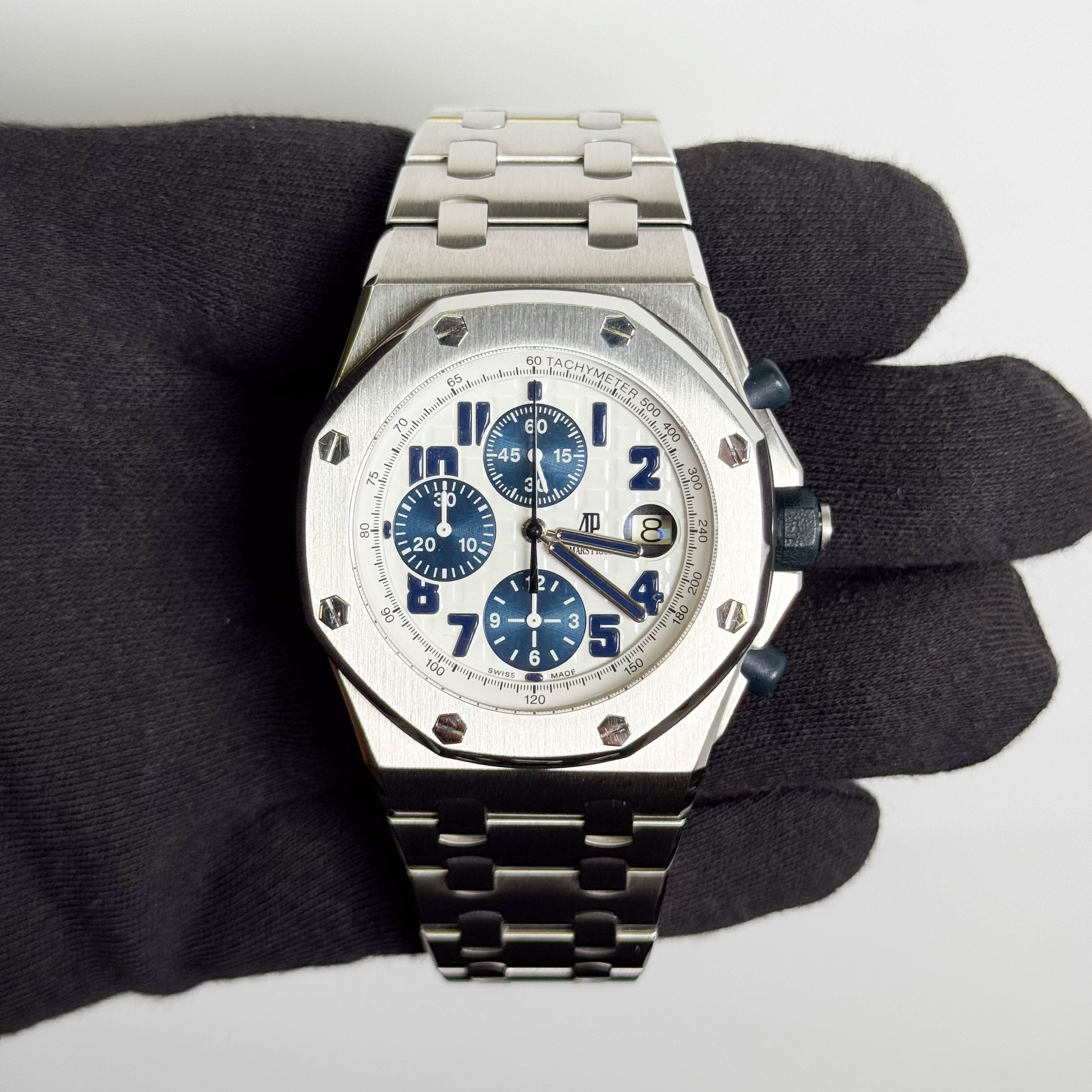 Audemars Piguet Royak Offshore Oak 42mm White Dial Watch Ref# 26170ST.OO.D305CR.01 - Happy Jewelers Fine Jewelry Lifetime Warranty