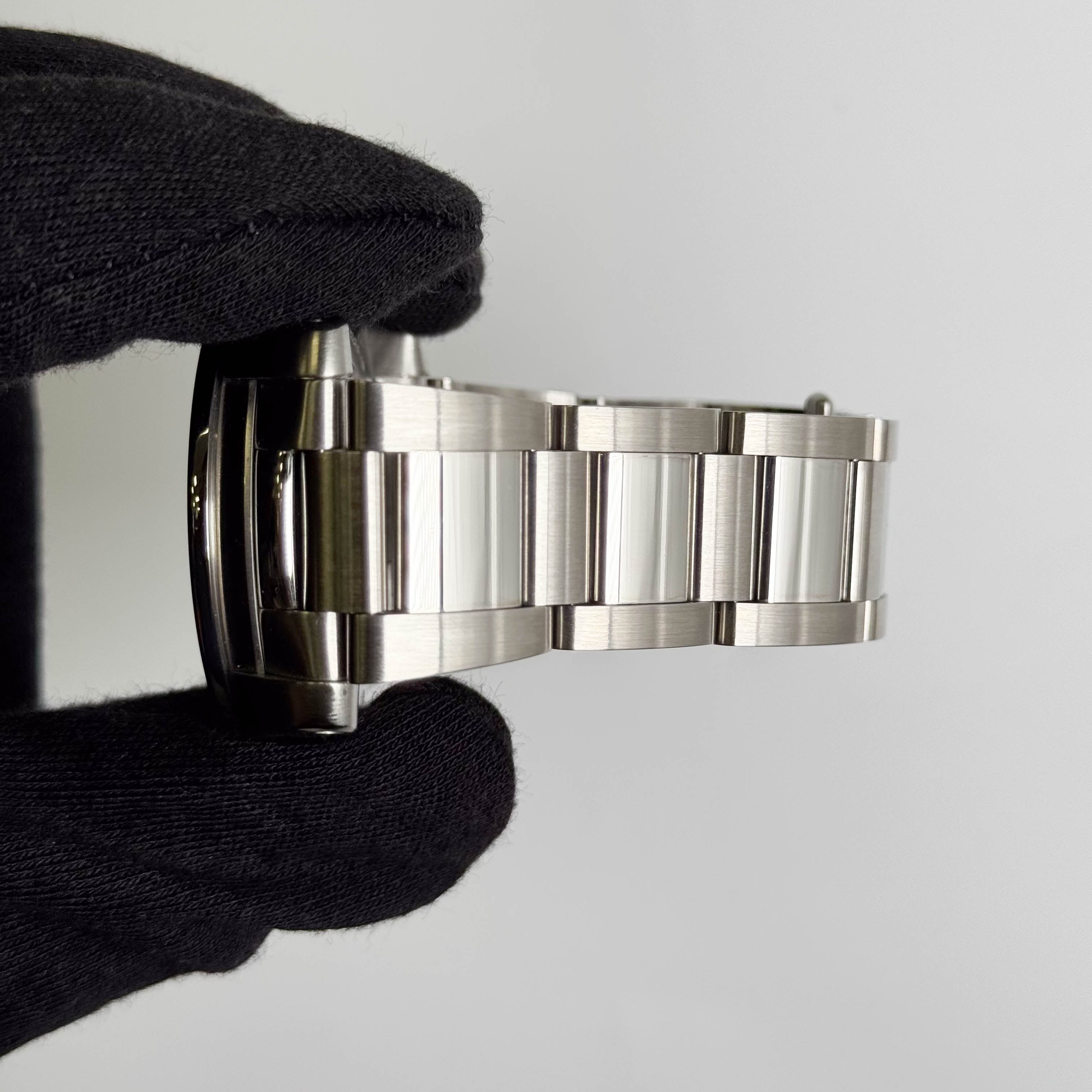 Cartier Calibre 42mm Black Dial Watch Ref# W7100016