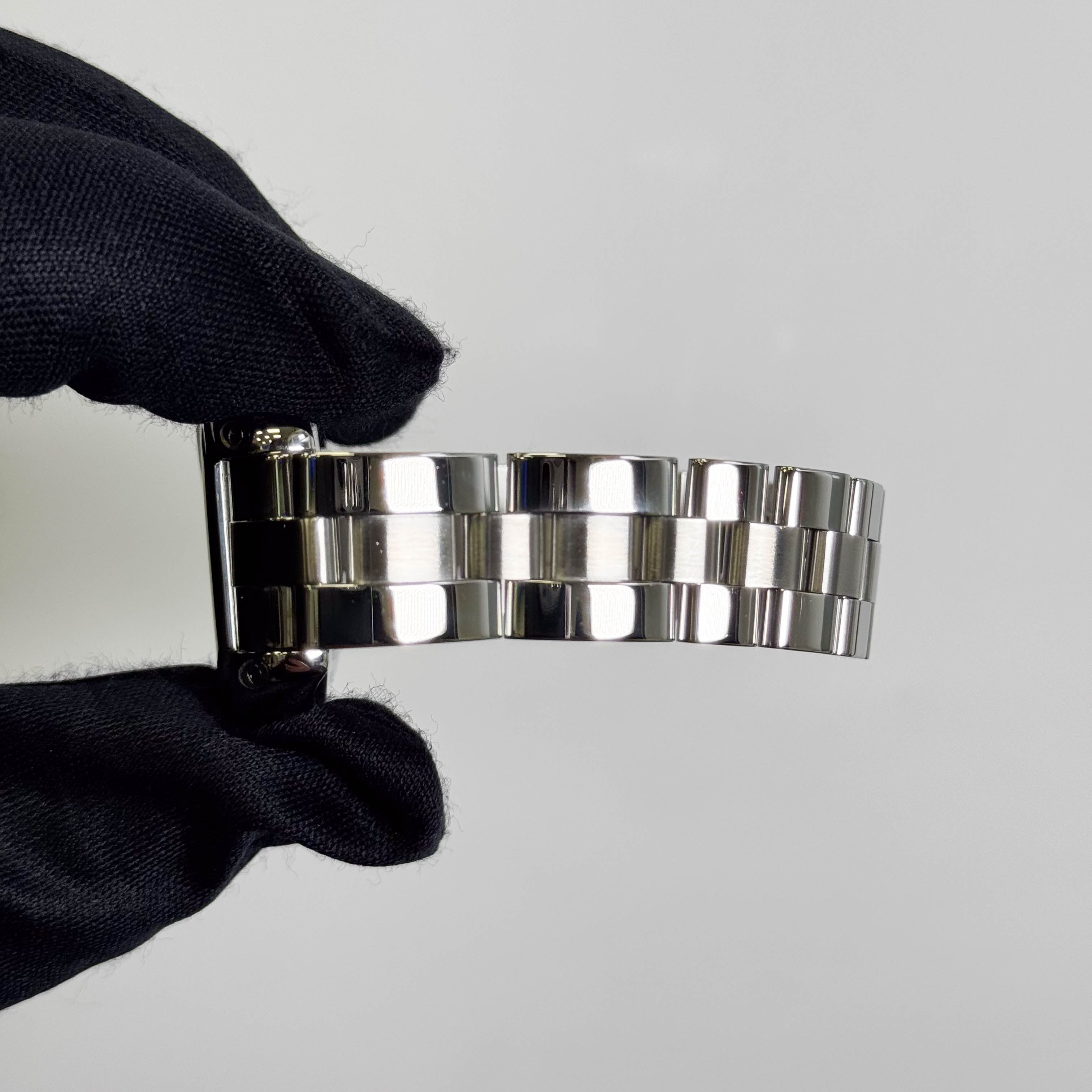 Cartier Roadster 36x30mm Pink Dial Watch Ref# W62017V3 - Happy Jewelers Fine Jewelry Lifetime Warranty