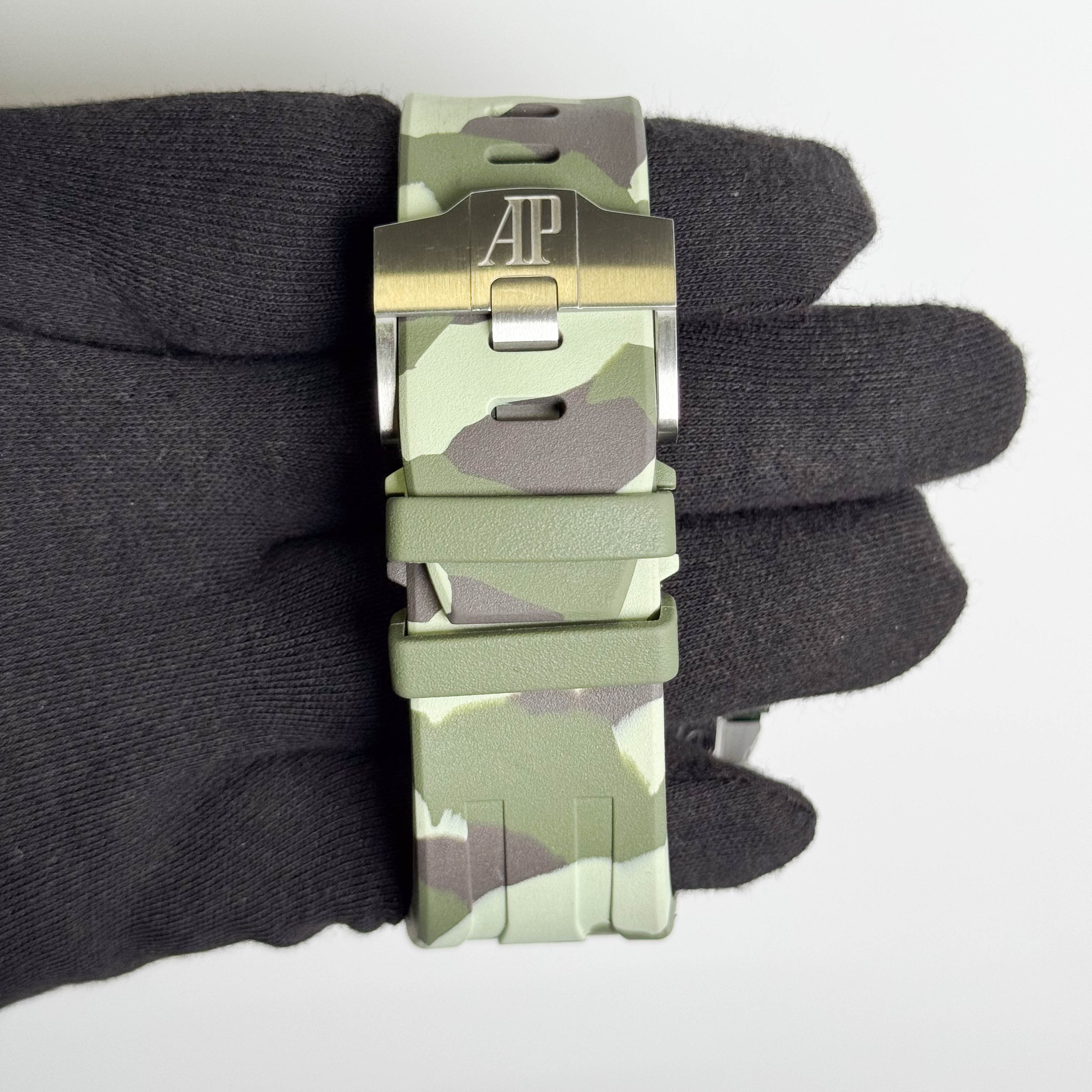 Audemars Piguet Royal Oak Offshore 44mm Green Chronograph Dial Watch Ref# 26400SO.OO.A055CA.01 - Happy Jewelers Fine Jewelry Lifetime Warranty