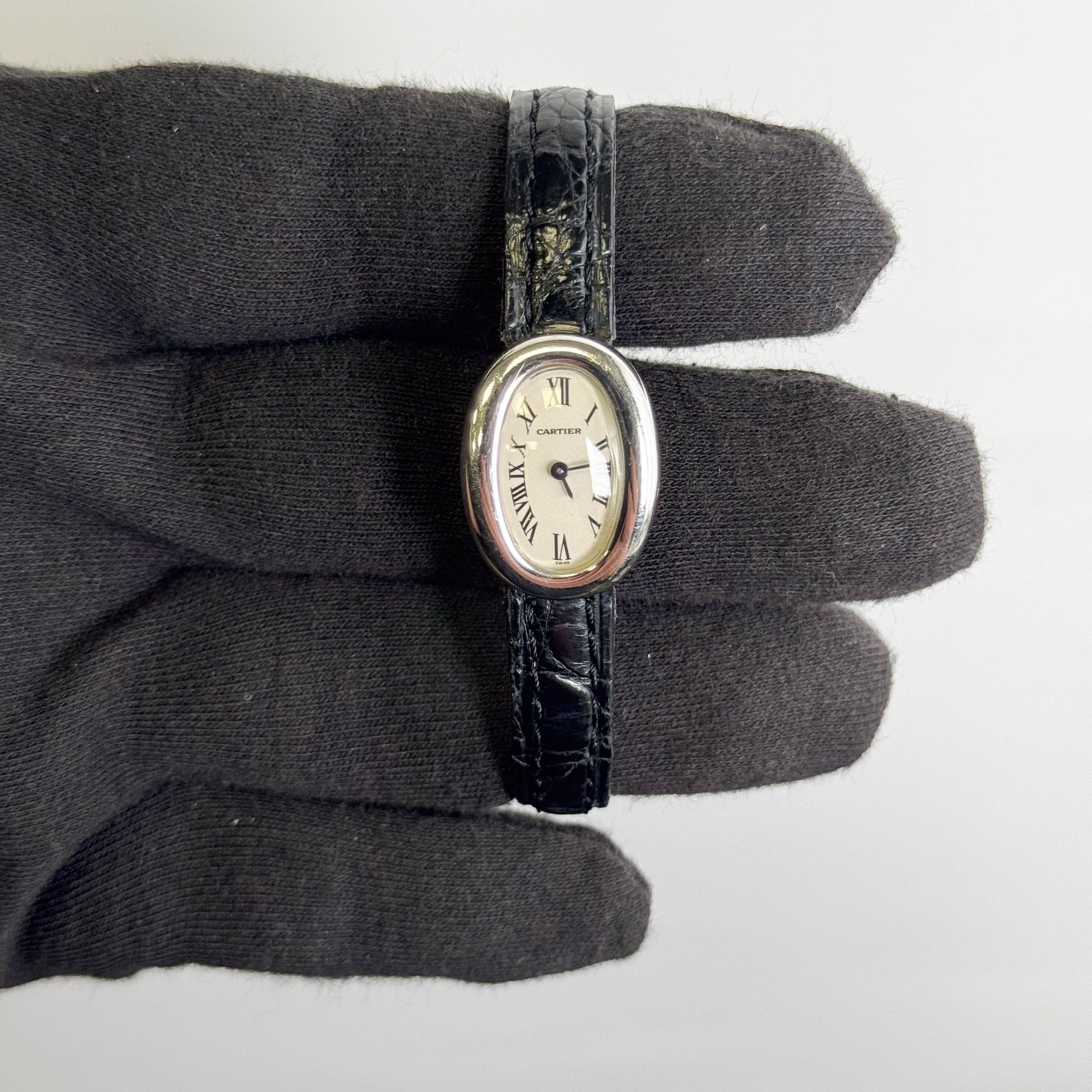 Cartier Baignoire 18mm White Dial Watch Ref# W1518956