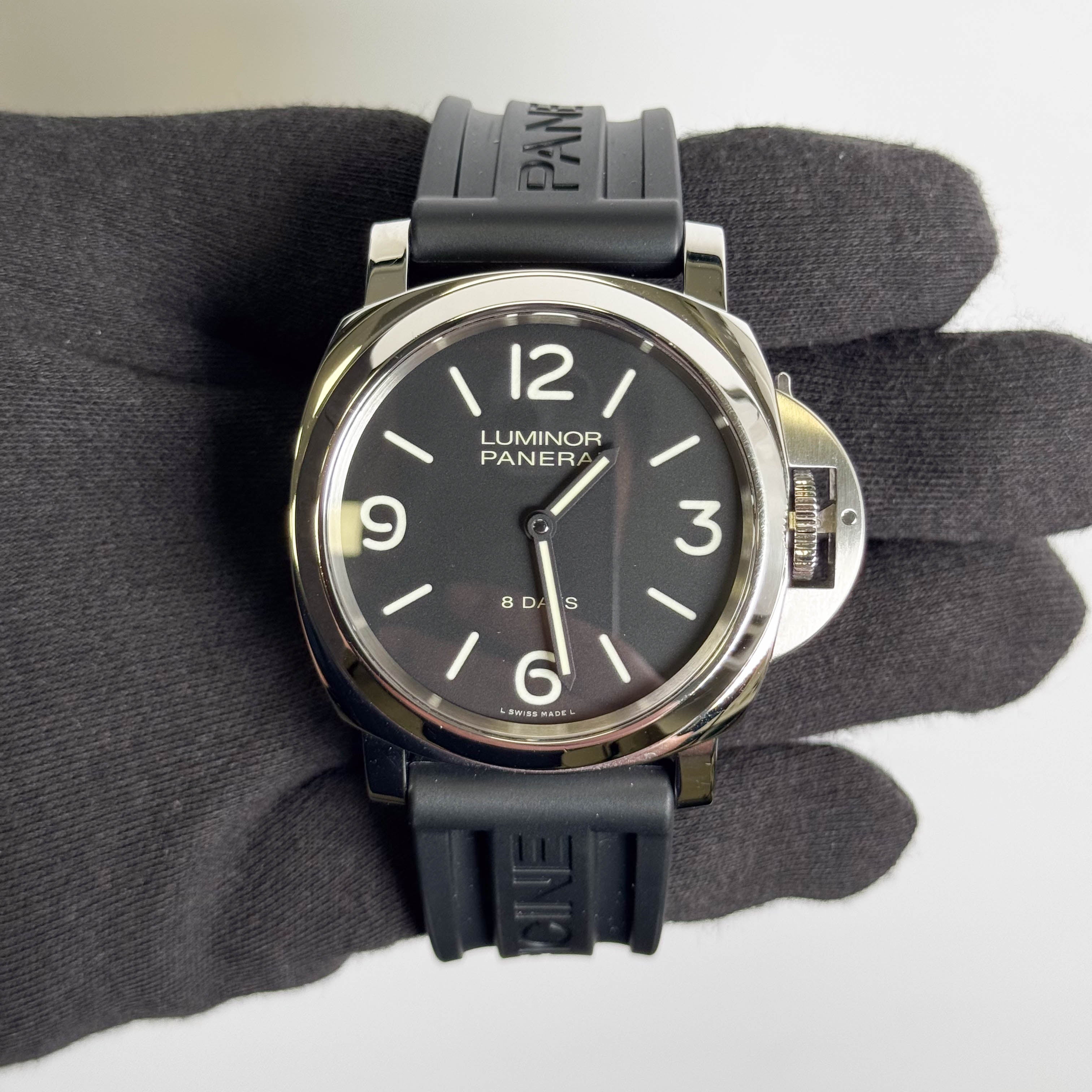 Panerai Luminor 44mm Black Dial Watch Ref# PAM00560