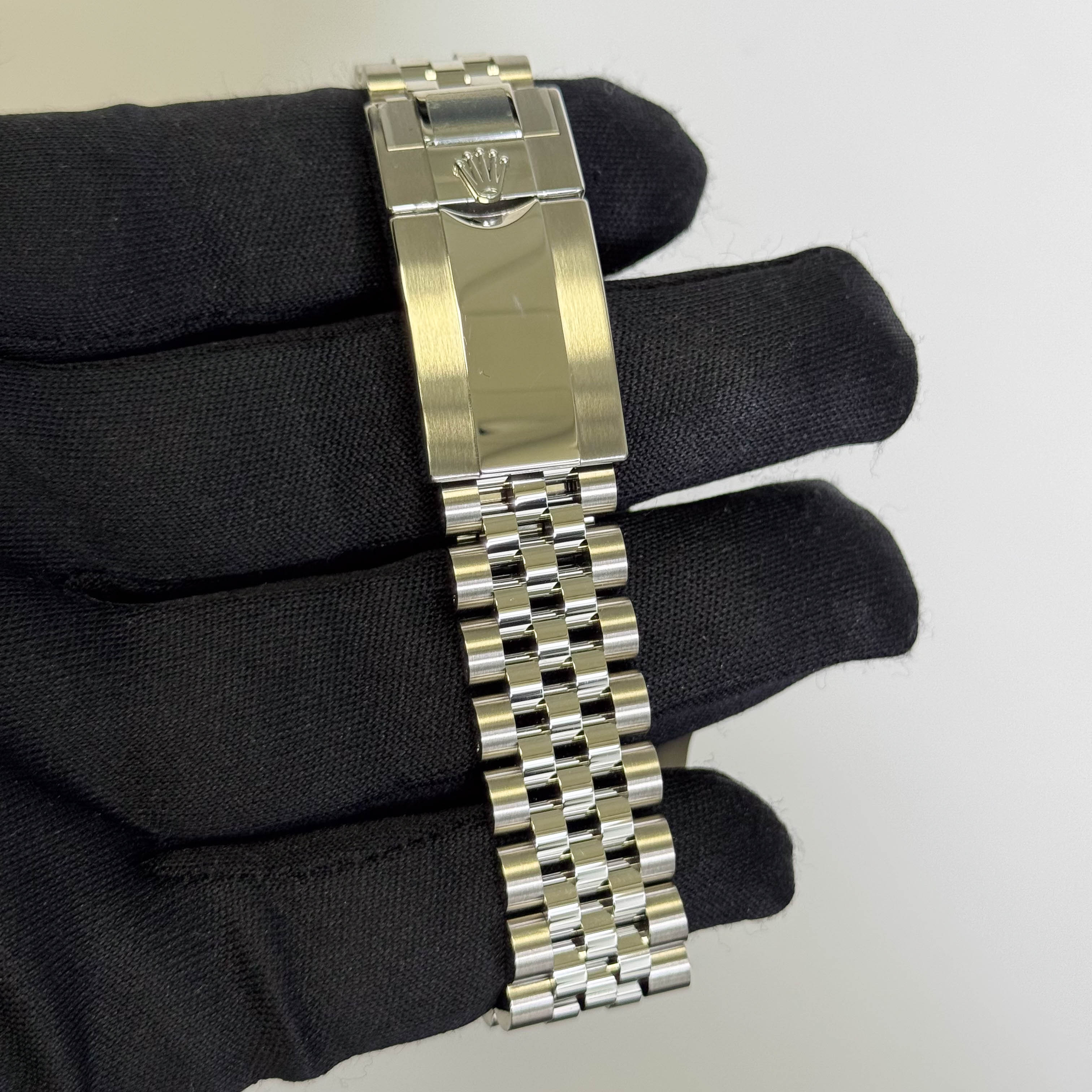 Rolex GMT-Master II 40mm Black Dial Ref# 126710GRNR - Happy Jewelers Fine Jewelry Lifetime Warranty