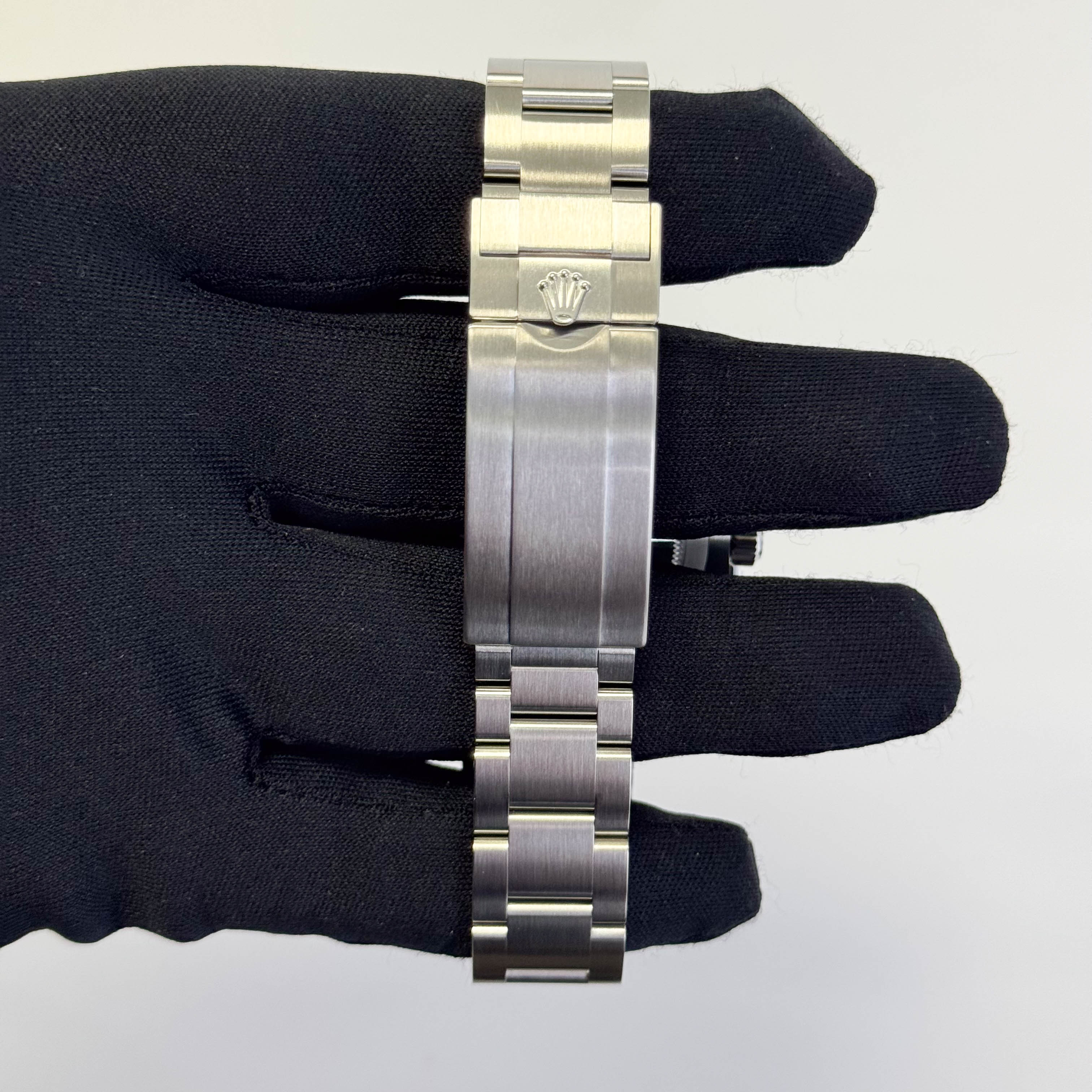 Rolex Submariner 41mm Black Dial Watch Ref# 124060 - Happy Jewelers Fine Jewelry Lifetime Warranty