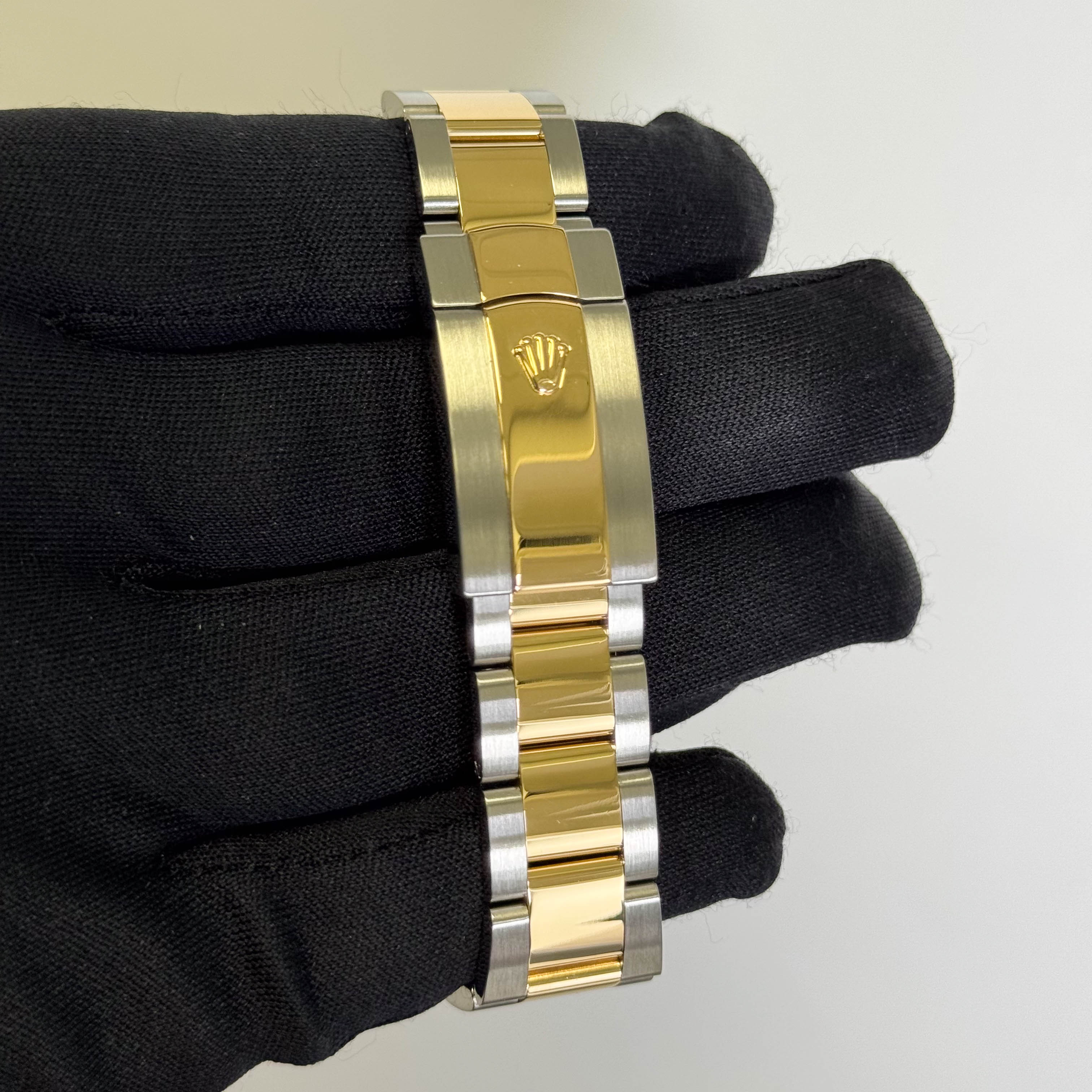 Rolex Datejust 41mm Wimbledon Dial Watch Ref# 126333