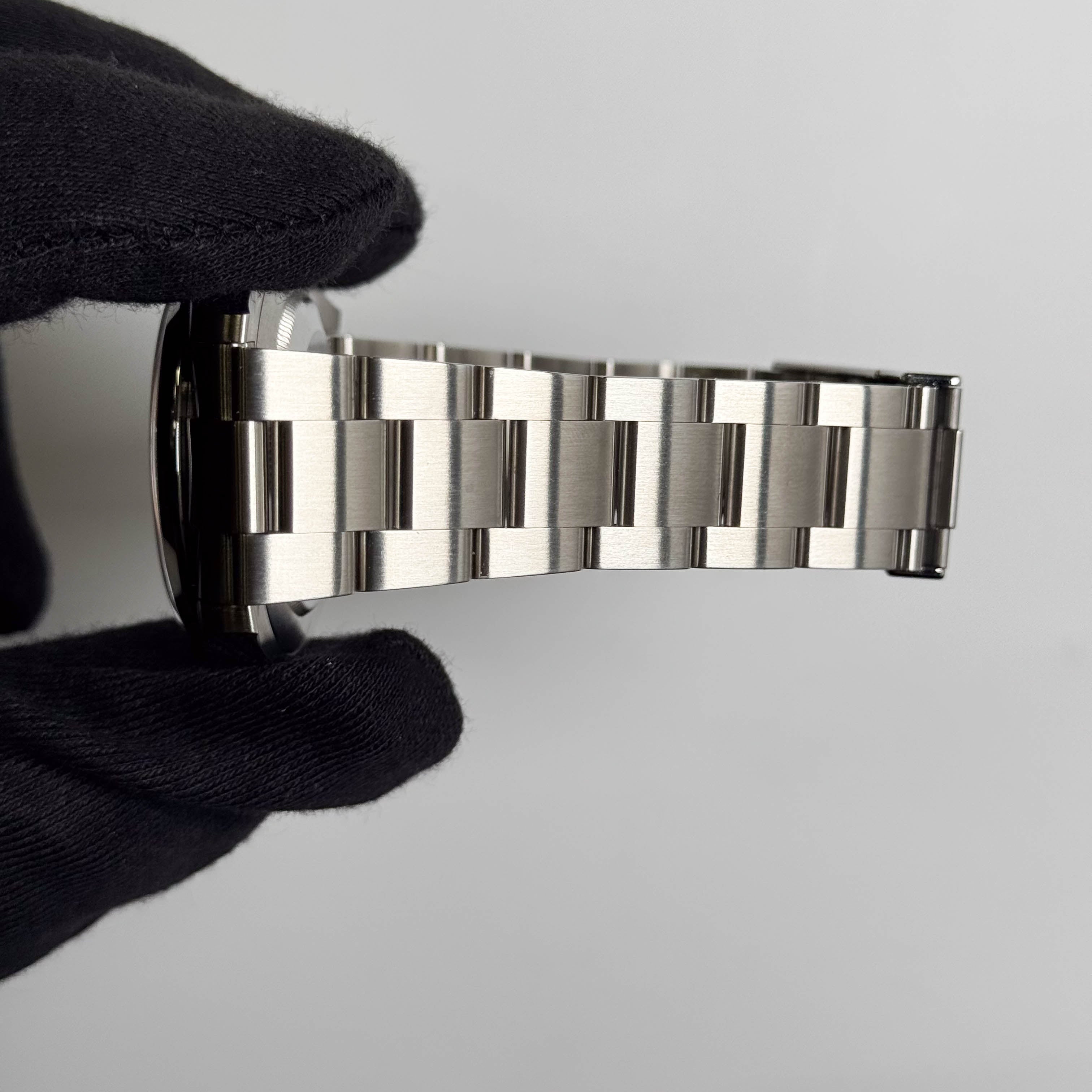 Rolex Air-King 40mm Black Dial Watch Ref# 126900 - Happy Jewelers Fine Jewelry Lifetime Warranty