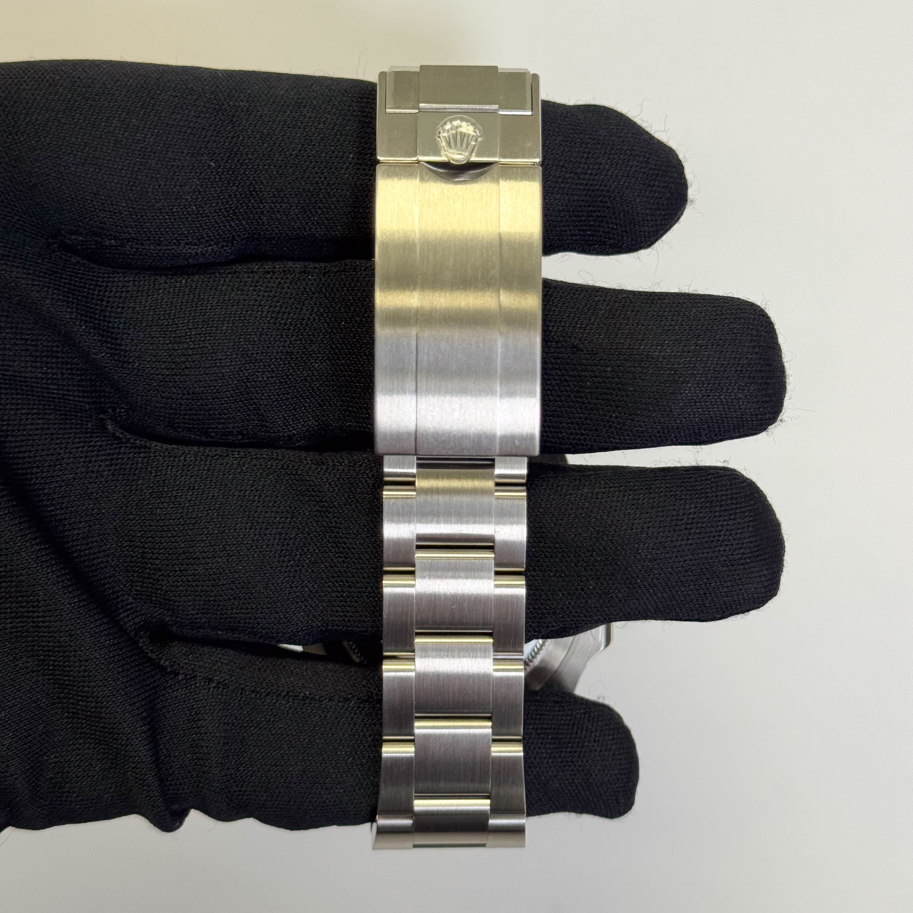 Rolex Submariner 41mm Black Dial Watch Ref# 124060 - Happy Jewelers Fine Jewelry Lifetime Warranty