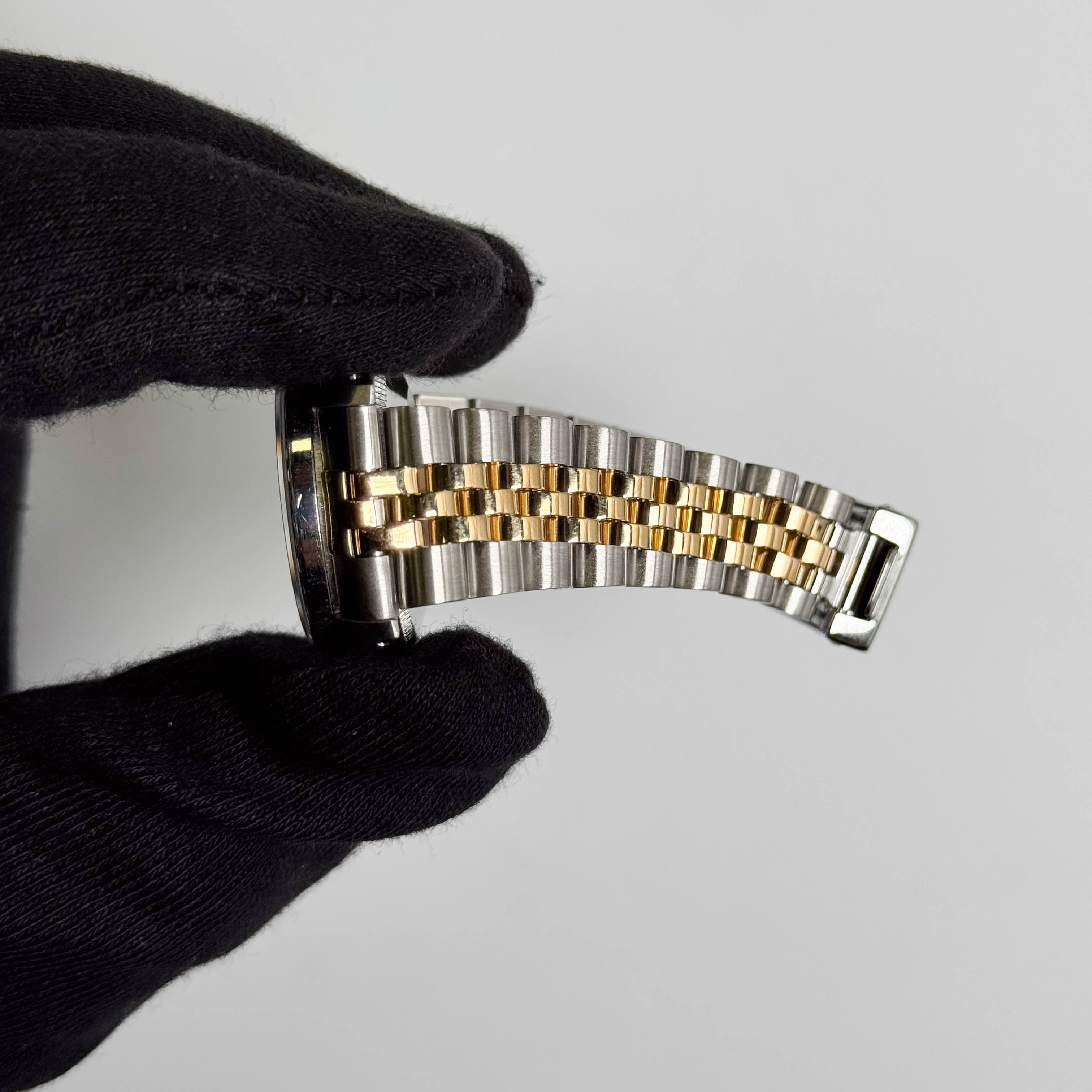 Rolex Datejust 31mm Champagne Dial Watch Ref# 68273 - Happy Jewelers Fine Jewelry Lifetime Warranty