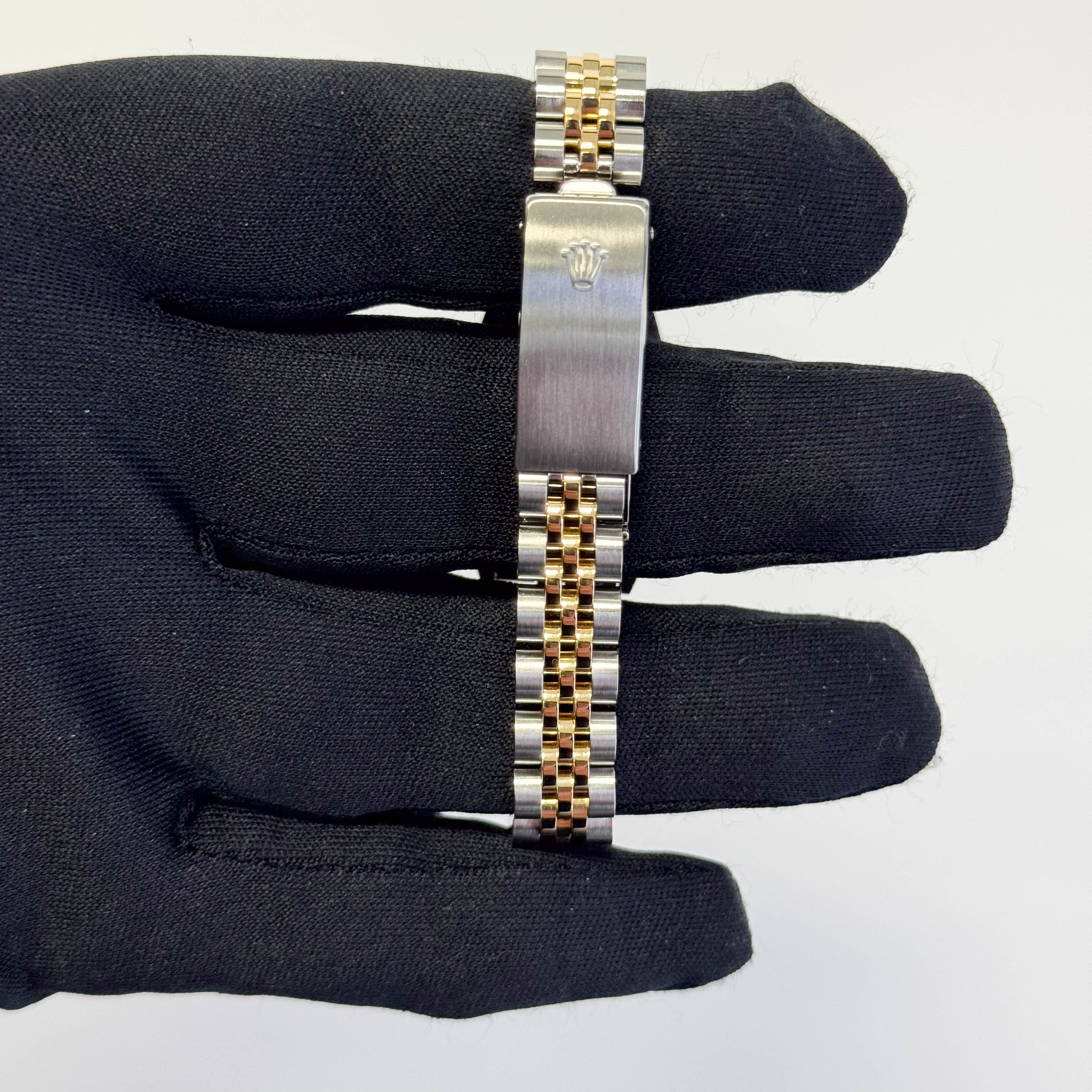 Rolex Datejust 26mm MOP Dial Watch Ref# 69173 - Happy Jewelers Fine Jewelry Lifetime Warranty