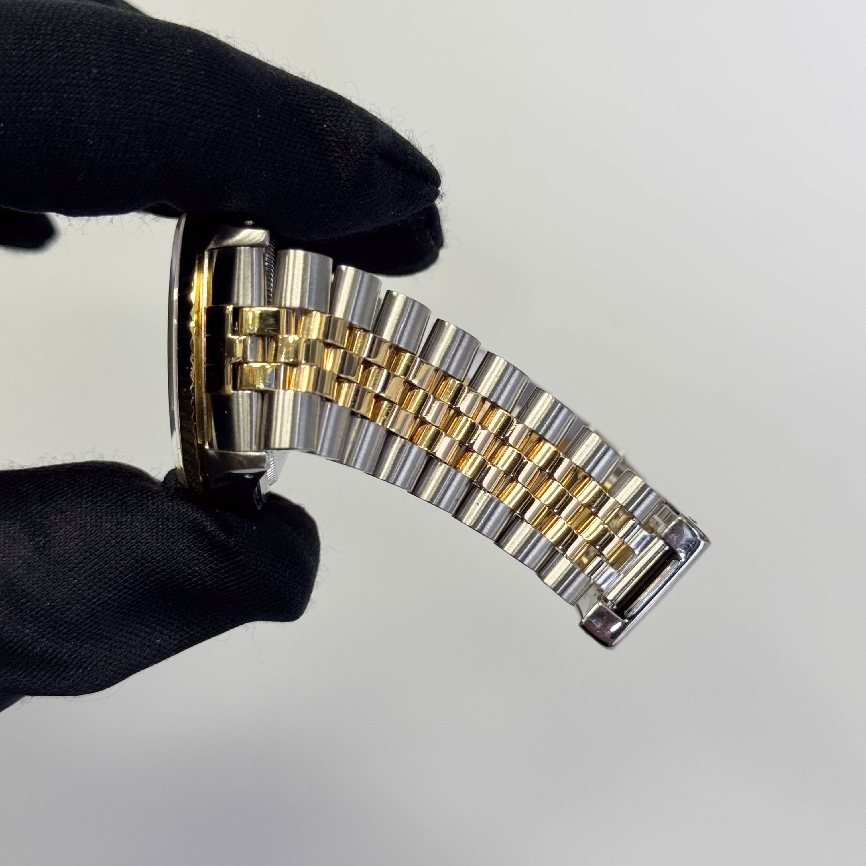 Rolex Datejust 36mm Champagne Dial Watch Ref# 16233 - Happy Jewelers Fine Jewelry Lifetime Warranty