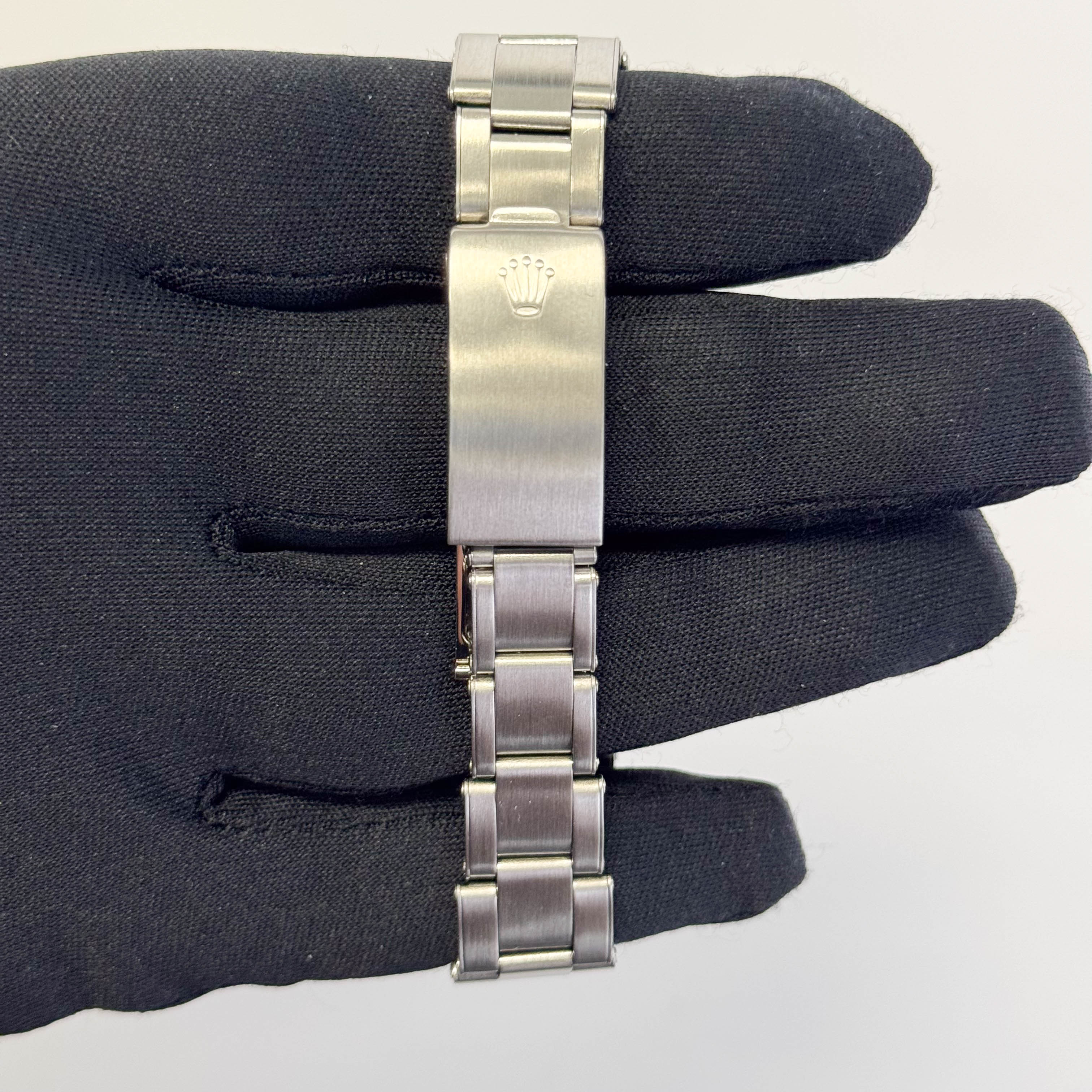 Rolex Oyster Perpetual Date 34mm Grey Dial Watch Ref# 1501 - Happy Jewelers Fine Jewelry Lifetime Warranty