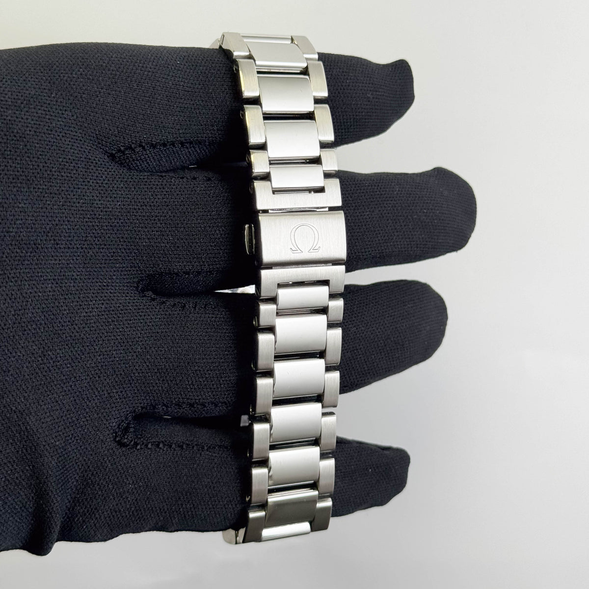 Omega Aqua Terra 41mm Black Dial Watch Ref# 231.10.43.22.01.001