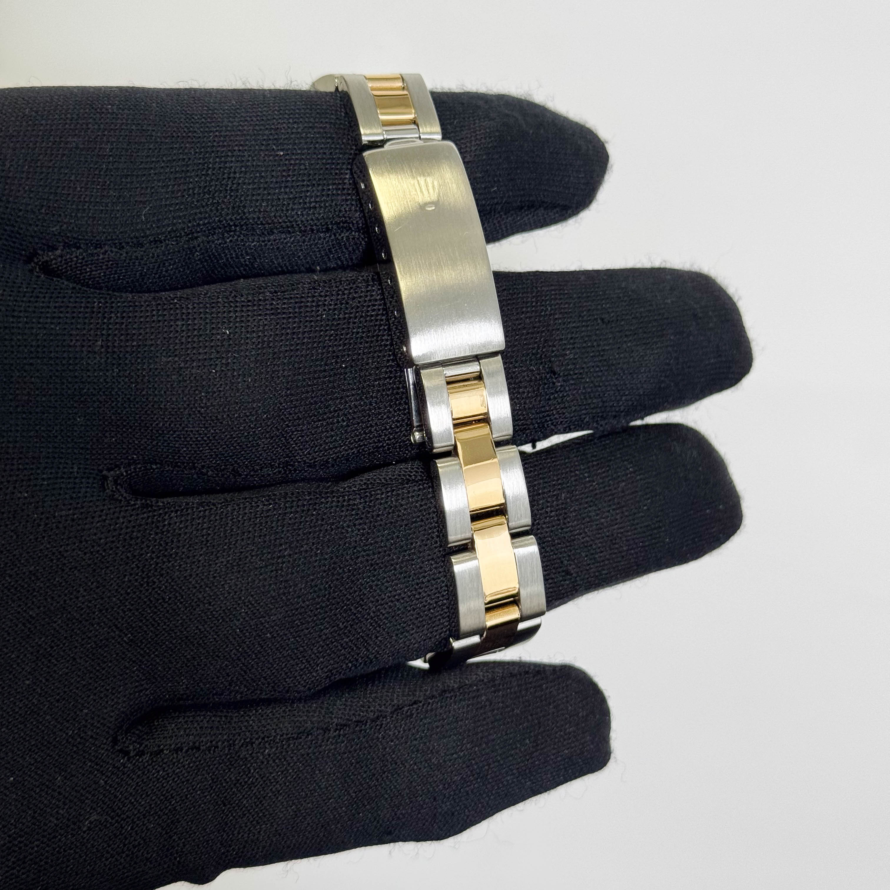 Rolex Datejust 36mm MOP Dial Watch Ref# 69173 - Happy Jewelers Fine Jewelry Lifetime Warranty