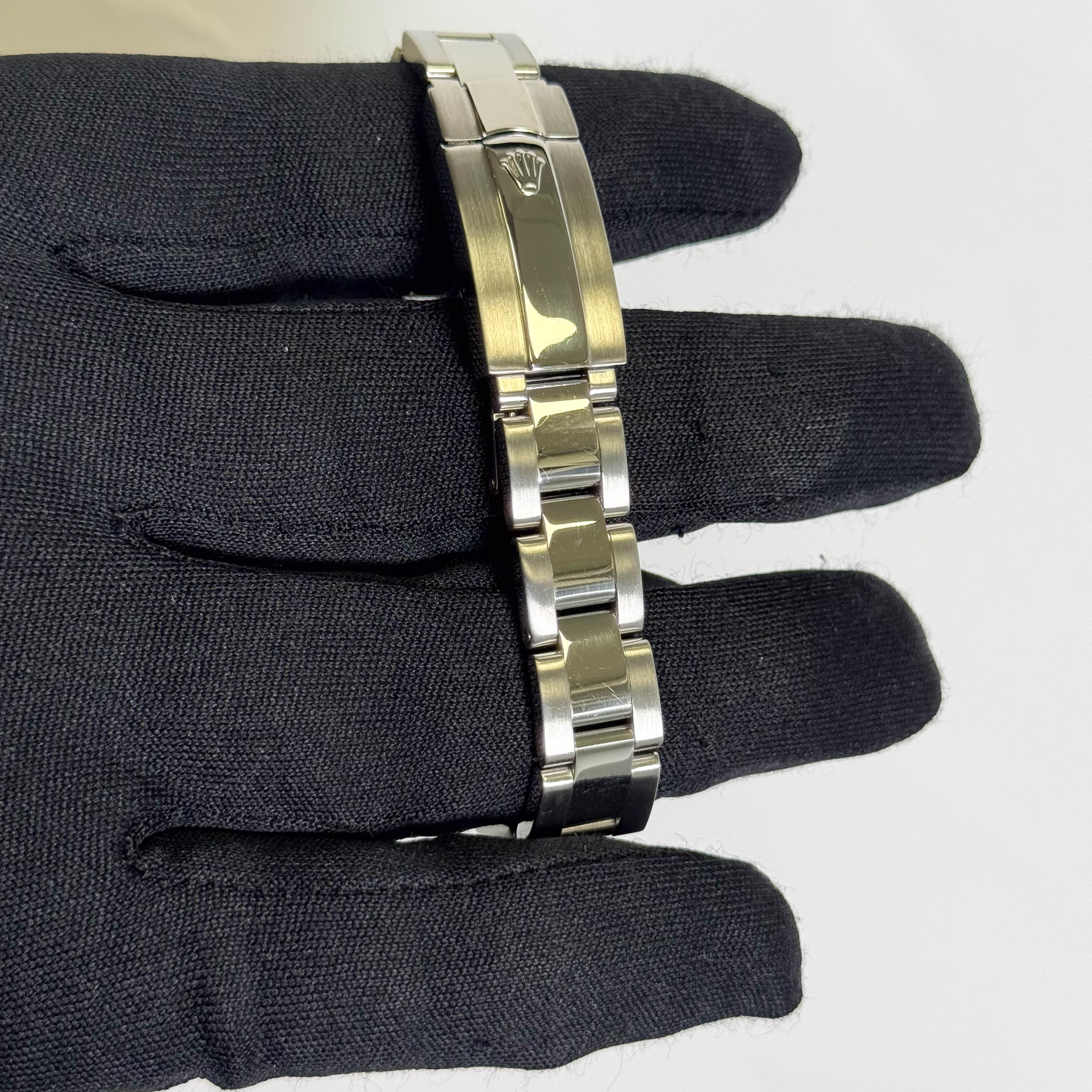 Rolex Datejust Stainless Steel 26mm Silver Dial Watch Ref# 179160 - Happy Jewelers Fine Jewelry Lifetime Warranty