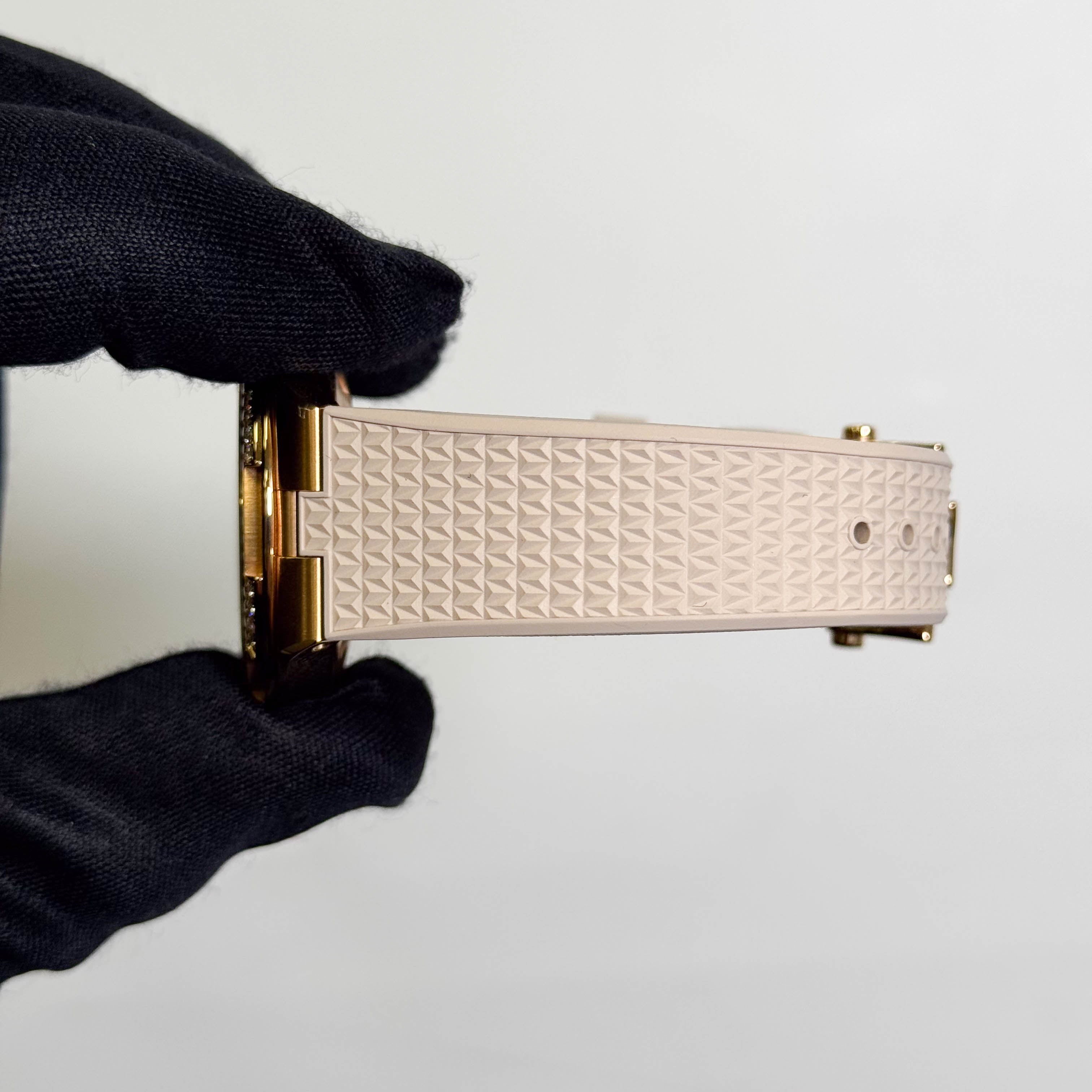Vacheron Constantin Overseas Small Model 37mm Pink Index Dial Ref# 2167048 - Happy Jewelers Fine Jewelry Lifetime Warranty