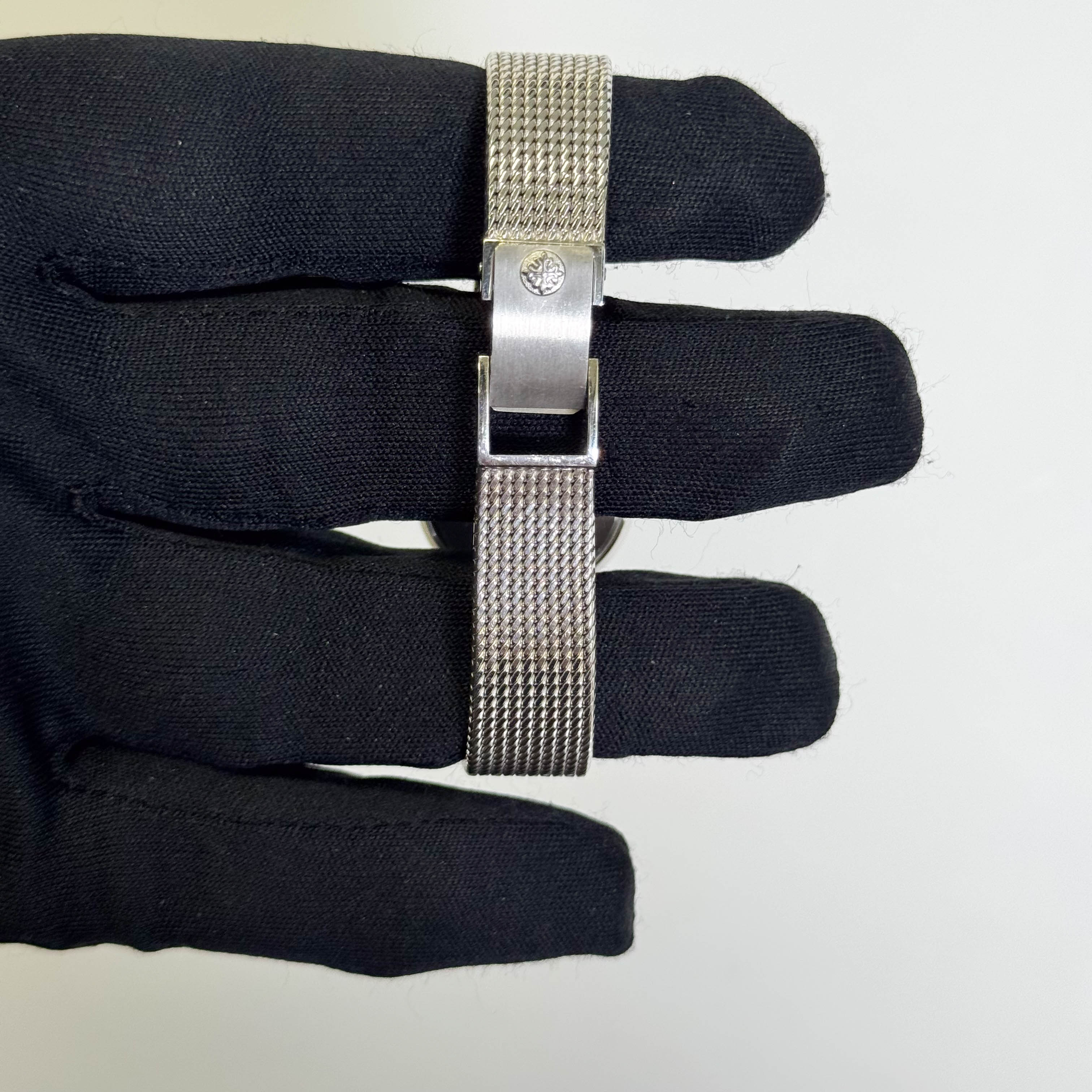 Patek Philippe Calatrava 33mm White Dial Watch Ref# 4819/5 - Happy Jewelers Fine Jewelry Lifetime Warranty