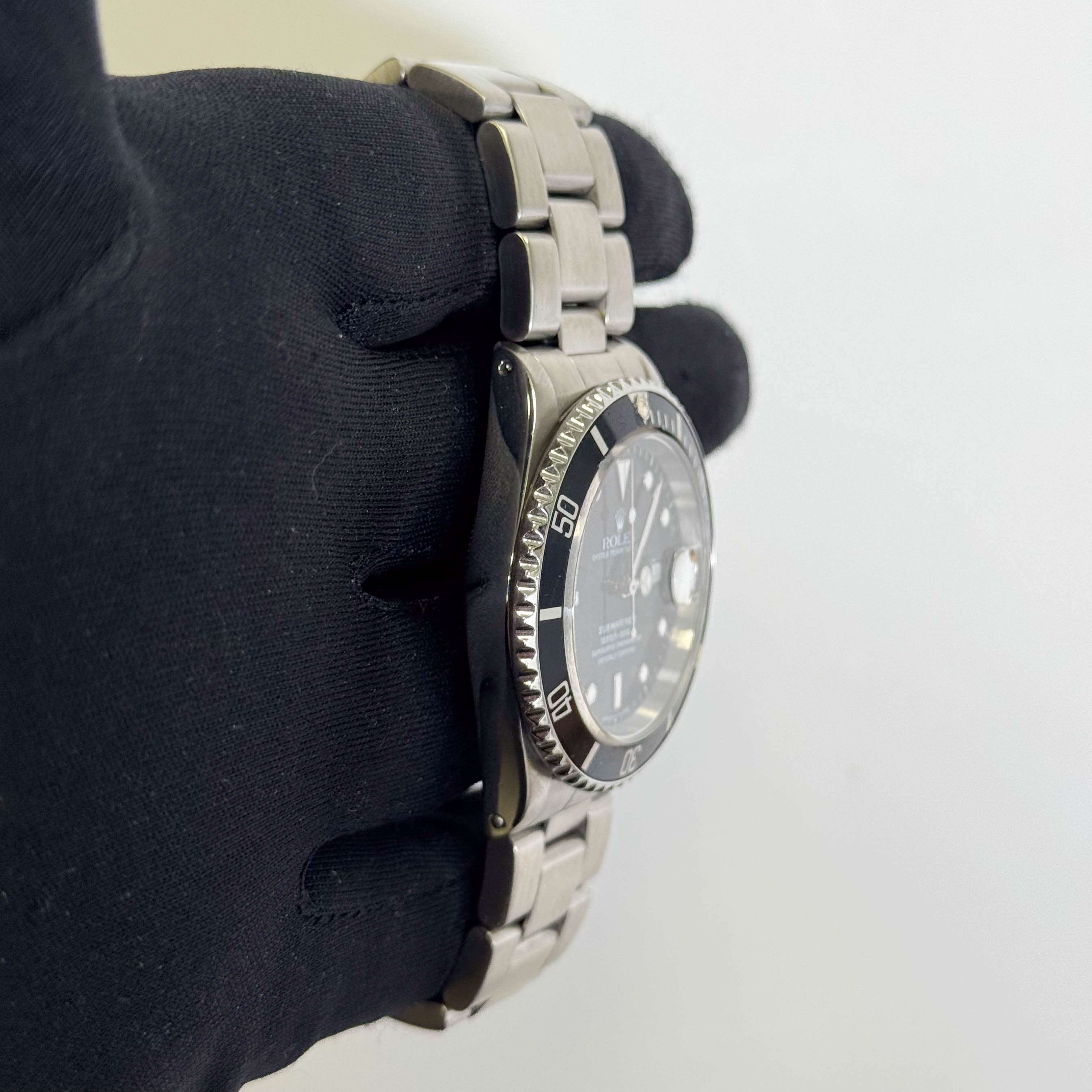 Rolex Submariner 40mm Black Dial Watch Ref# 116610 - Happy Jewelers Fine Jewelry Lifetime Warranty