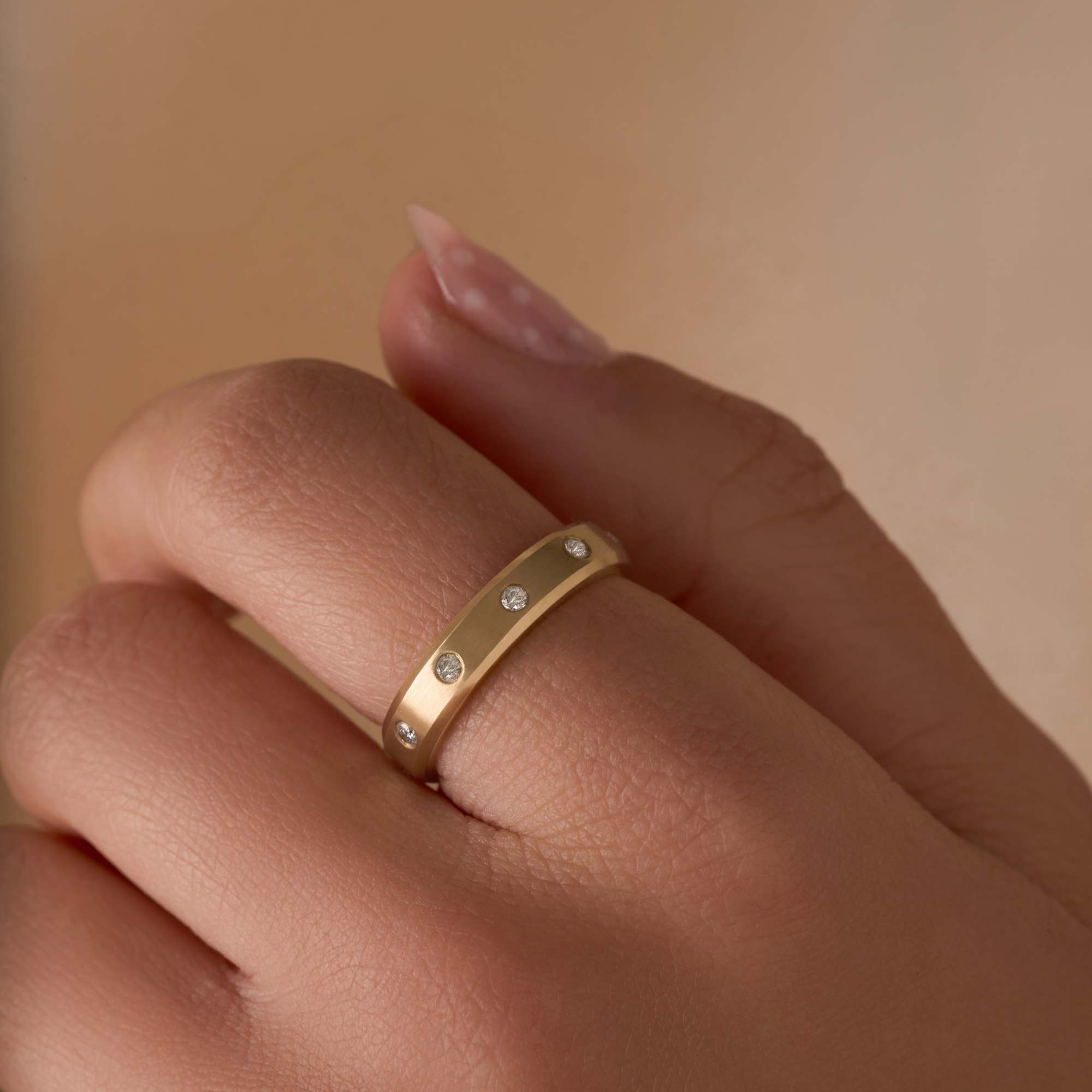 Brushed Inlay Diamond Band - Happy Jewelers Fine Jewelry Lifetime Warranty