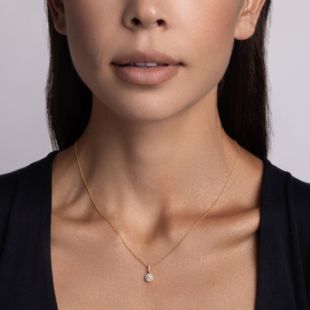 The Angelina Diamond Halo Pendant - Happy Jewelers Fine Jewelry Lifetime Warranty