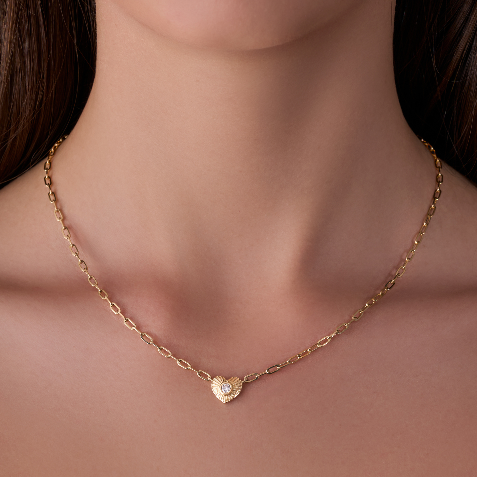 Diamond Fluted Heart Chain Necklace