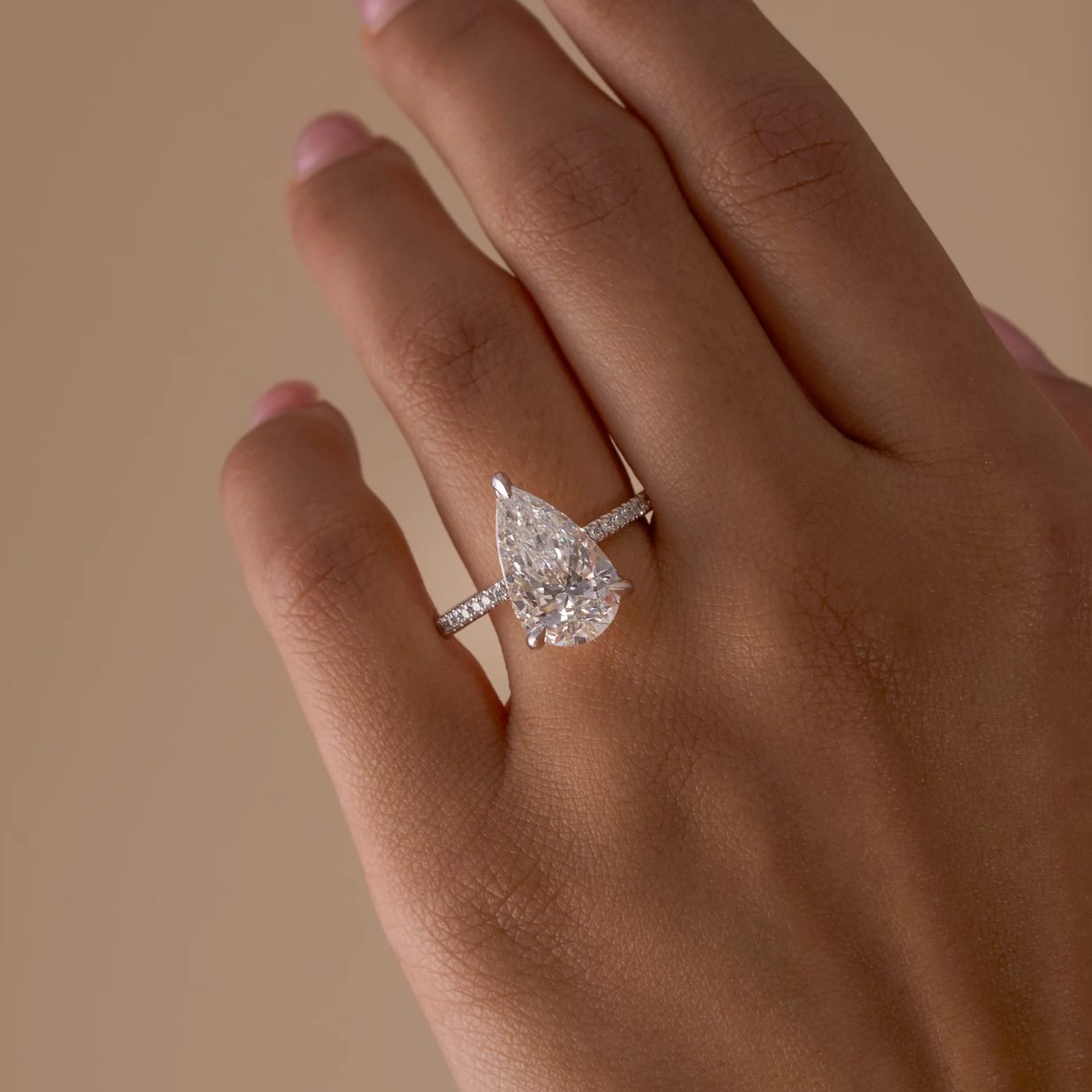 How to Create the Perfect Engagement Ring Based On Your Budget?