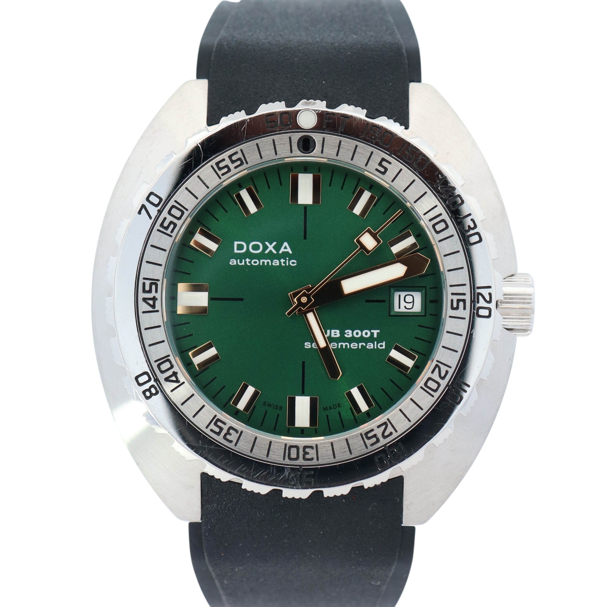 DOXA Sub 300T 42.5mm Green Dial Watch Ref# 840.10.131.26-N