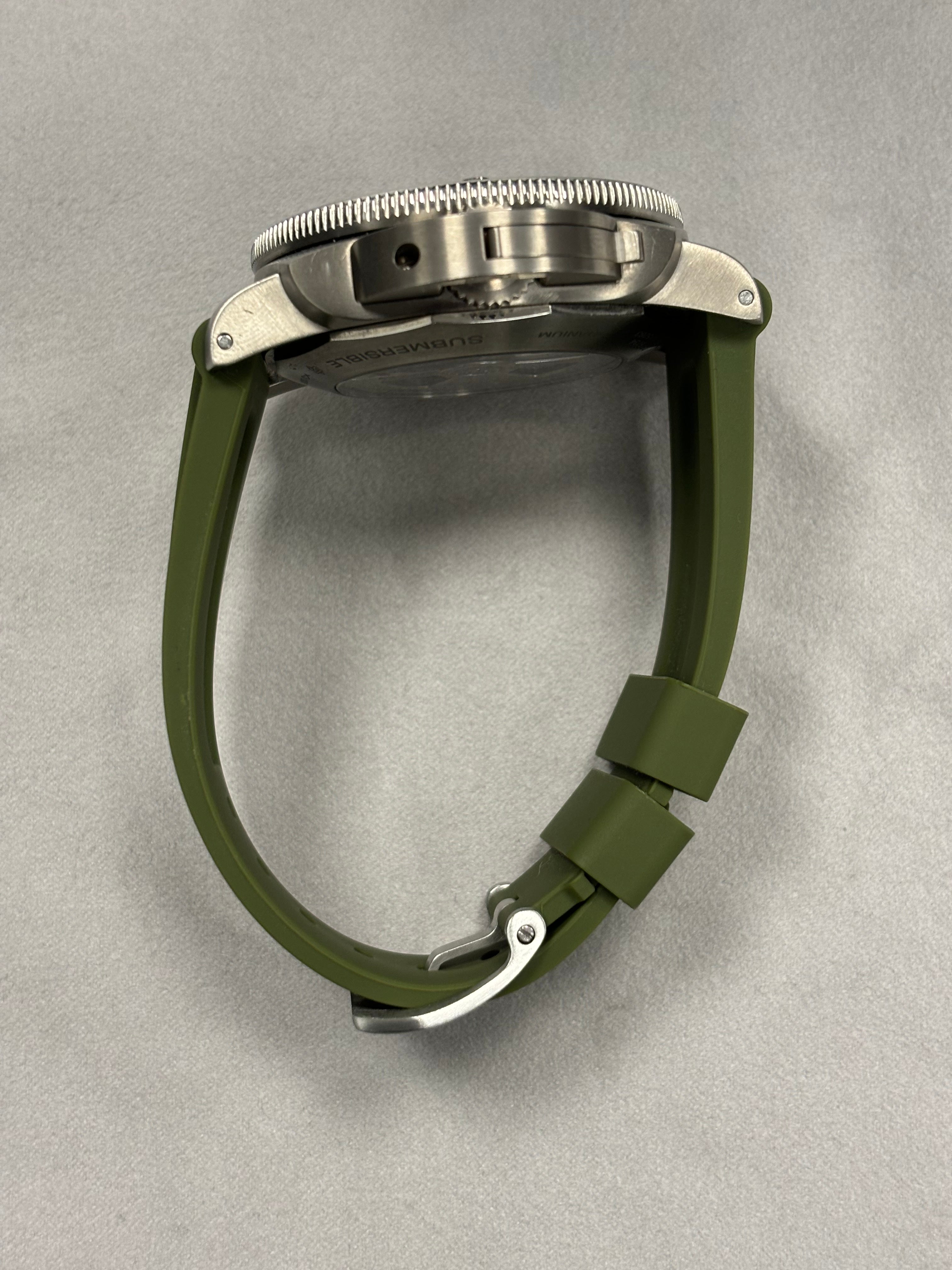 Panerai Luminor Submersible Titanium 47mm Black Dot Dial Watch Reference# PAM00305 - Happy Jewelers Fine Jewelry Lifetime Warranty