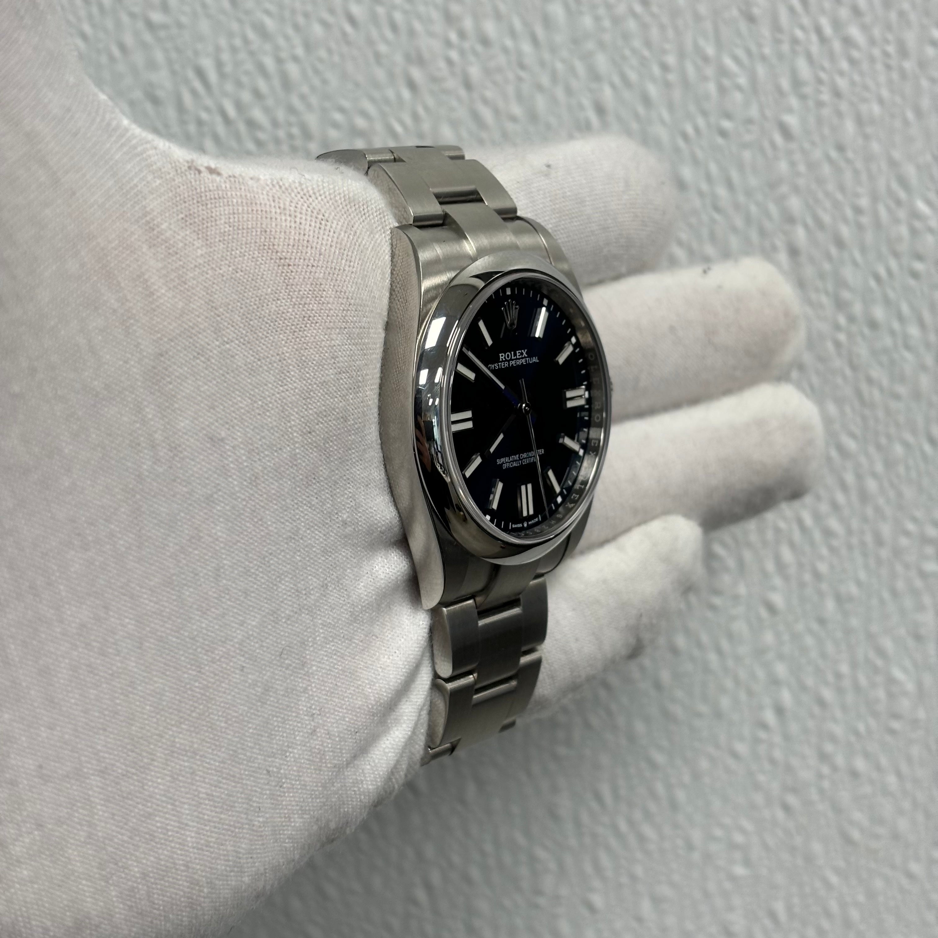 Rolex Oyster Perpetual 41mm Blue Dial Ref# 124300 - Happy Jewelers Fine Jewelry Lifetime Warranty