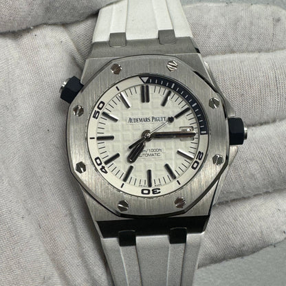 AP Offshore Diver 42mm White Dial Ref# 15710ST.00.A010CA.01 - Happy Jewelers Fine Jewelry Lifetime Warranty